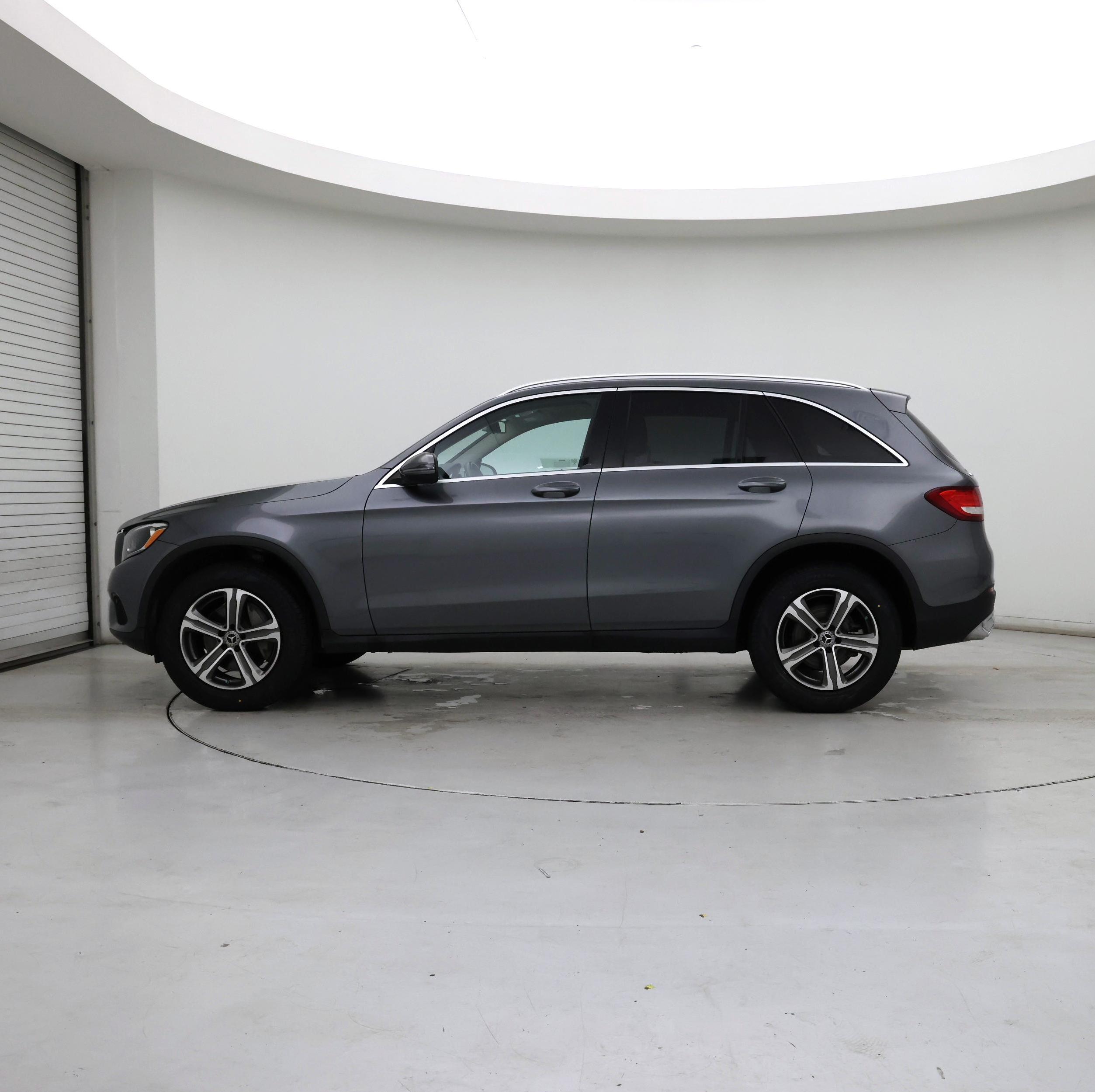 Thumbnail: 2019 Mercedes-Benz GLC - 3