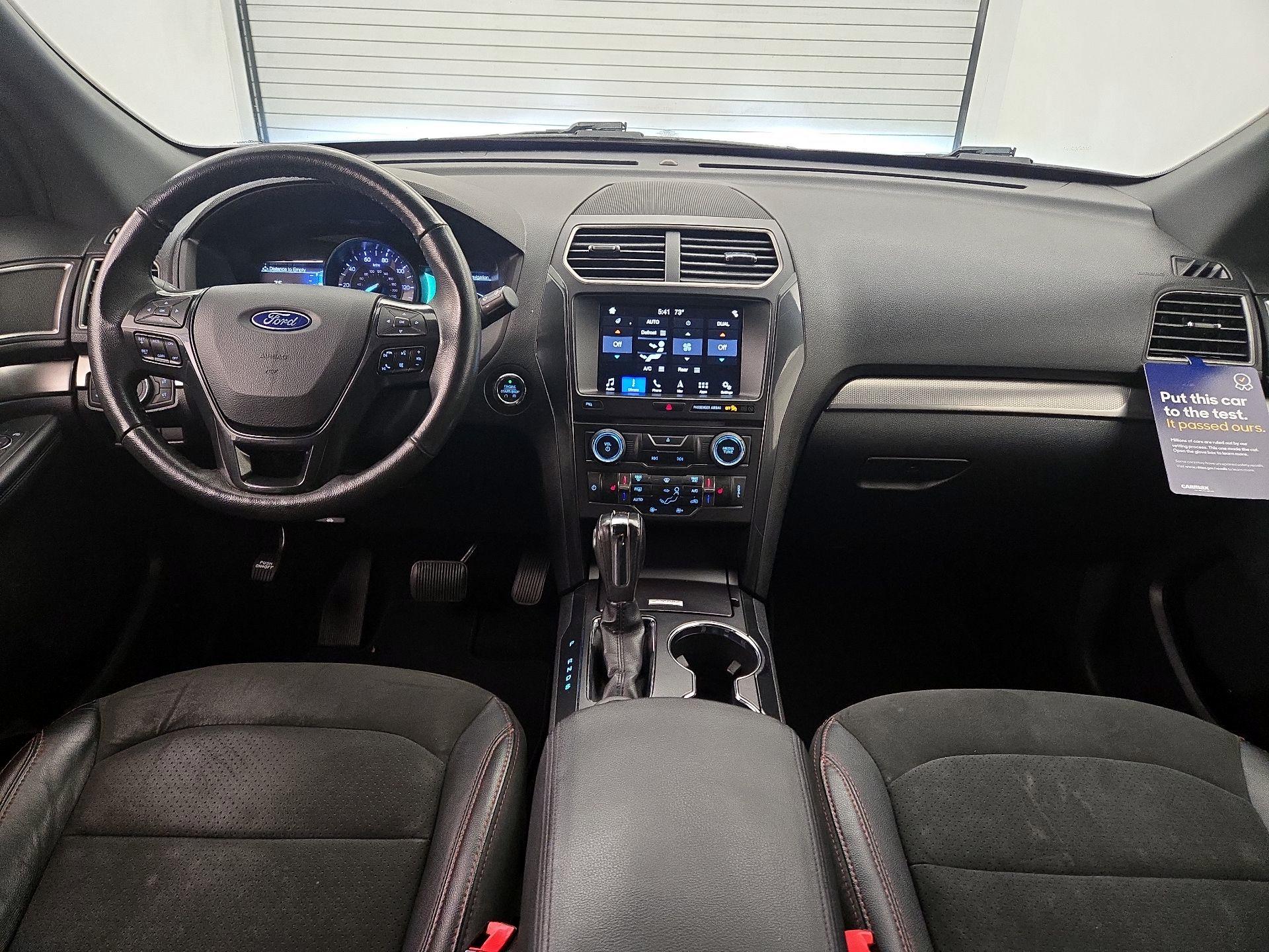 Thumbnail: 2018 Ford Explorer - 9