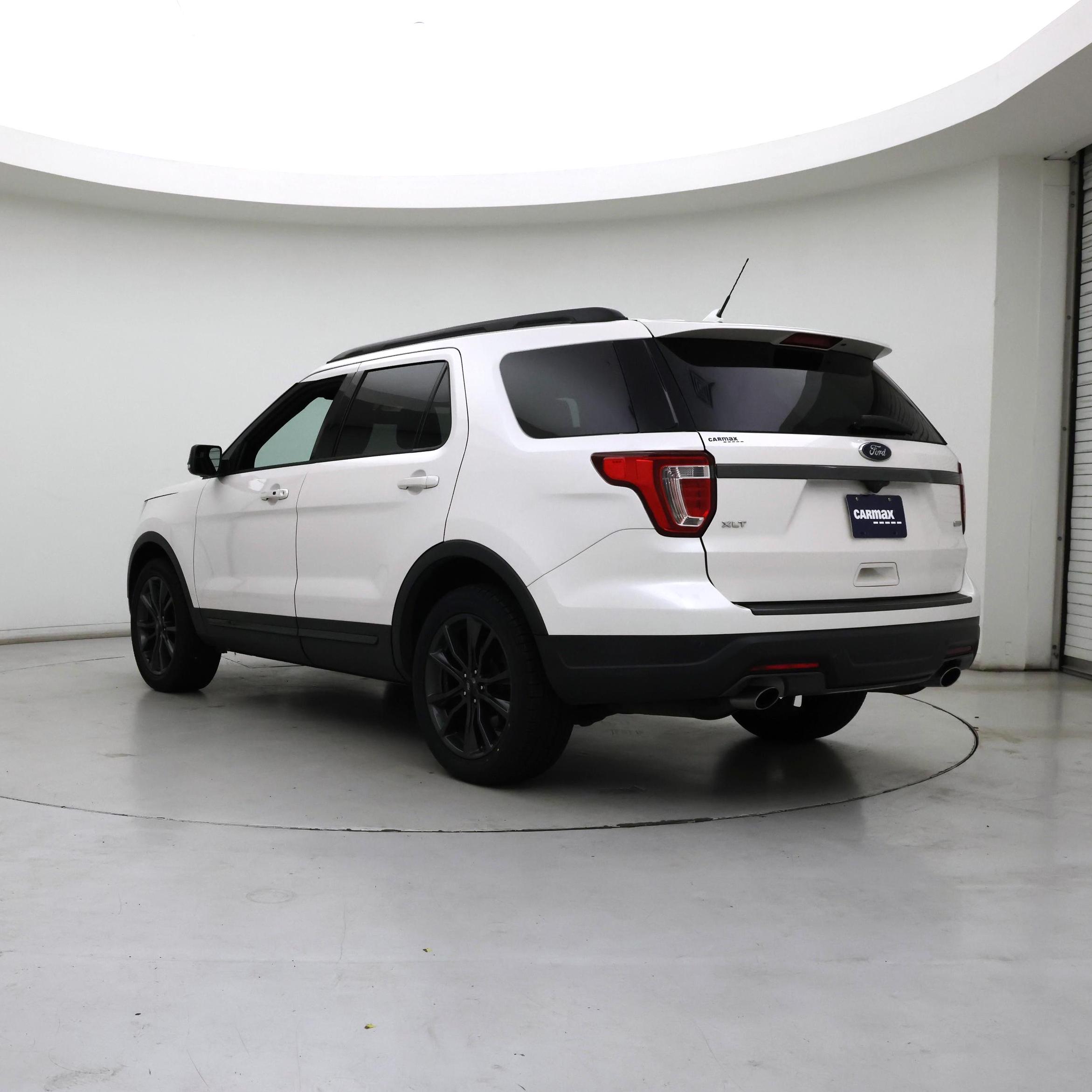 Thumbnail: 2018 Ford Explorer - 2