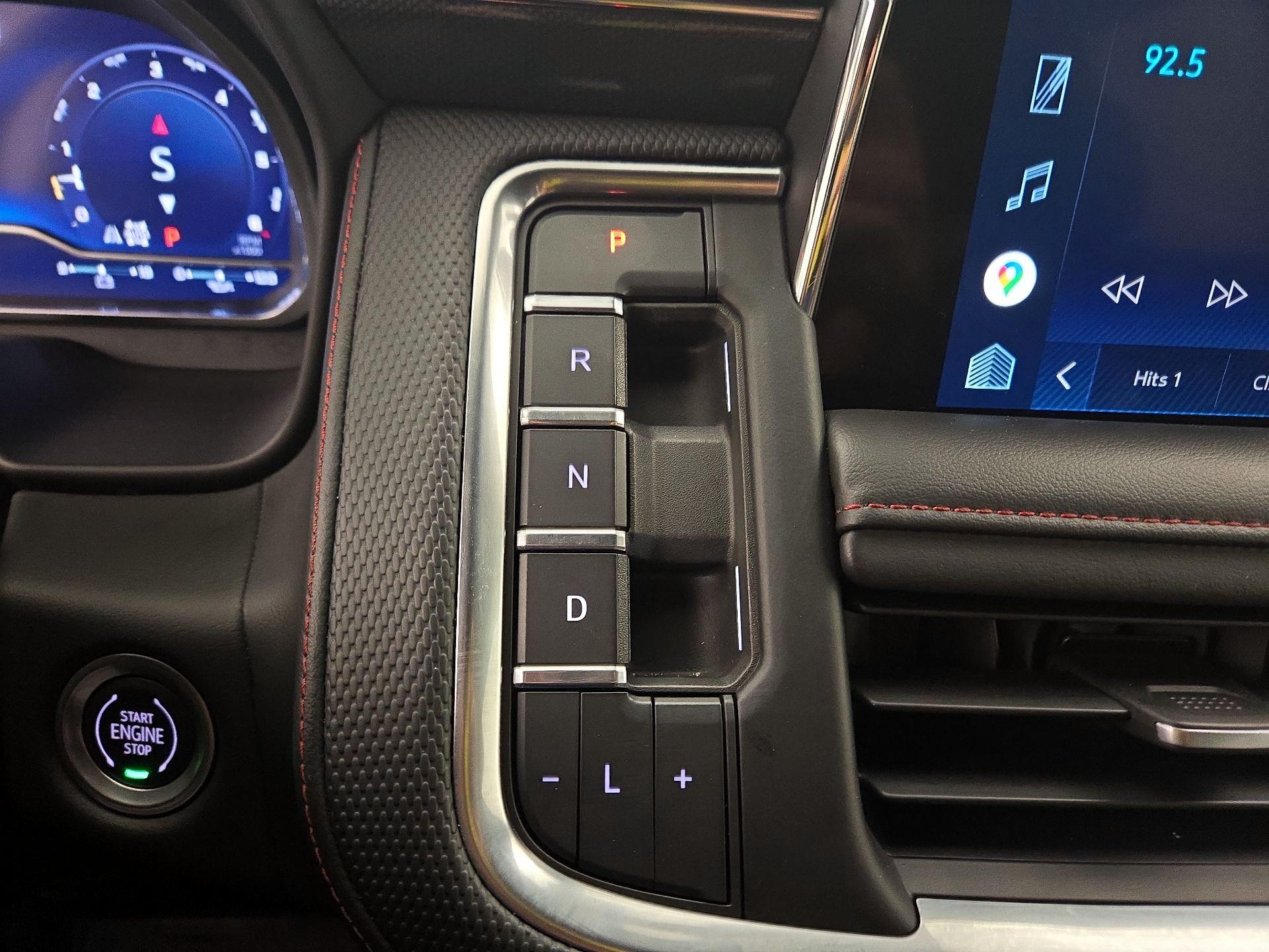 Thumbnail: 2022 Chevrolet Tahoe - 17