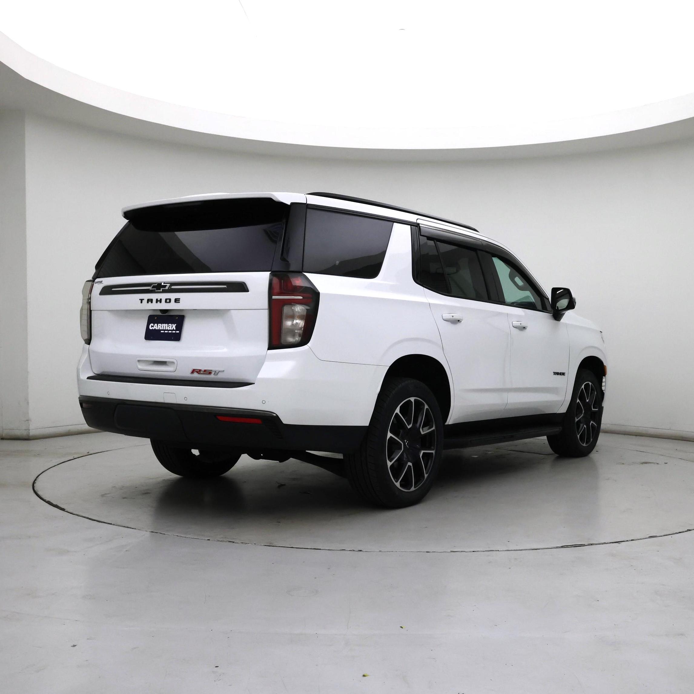 Thumbnail: 2022 Chevrolet Tahoe - 8