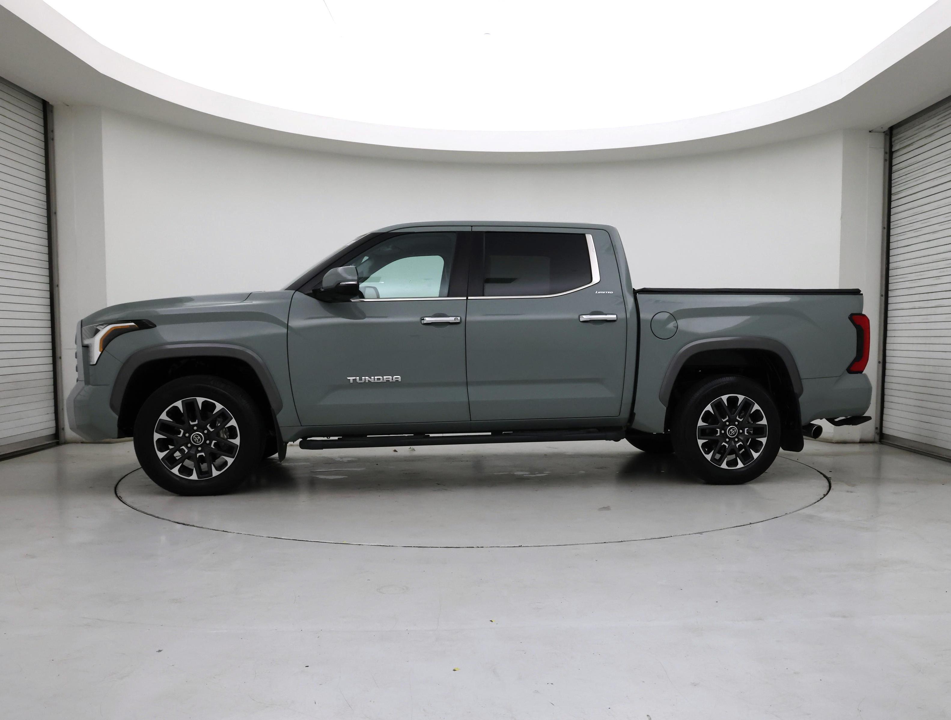 Thumbnail: 2024 Toyota Tundra - 3