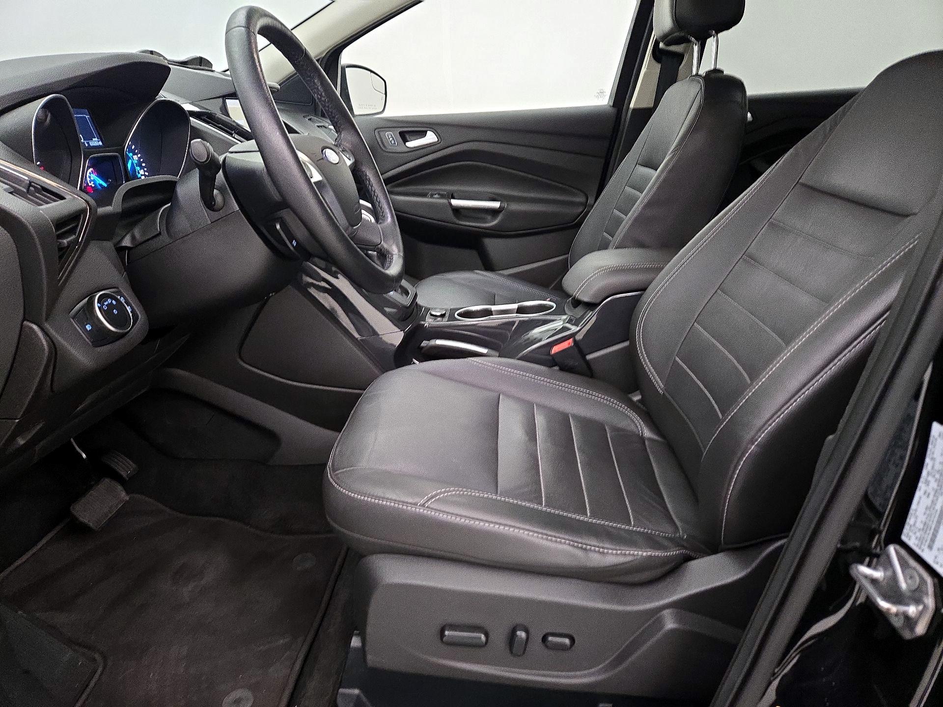 Thumbnail: 2015 Ford Escape - 11