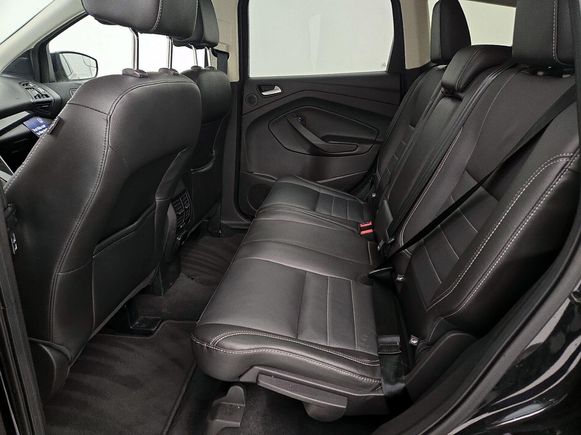 Thumbnail: 2015 Ford Escape - 18