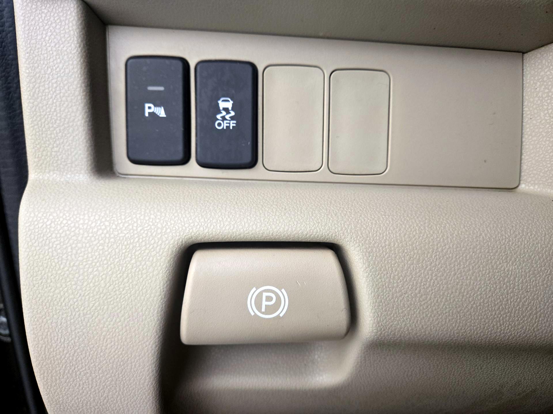 Thumbnail: 2014 Honda Pilot - 13