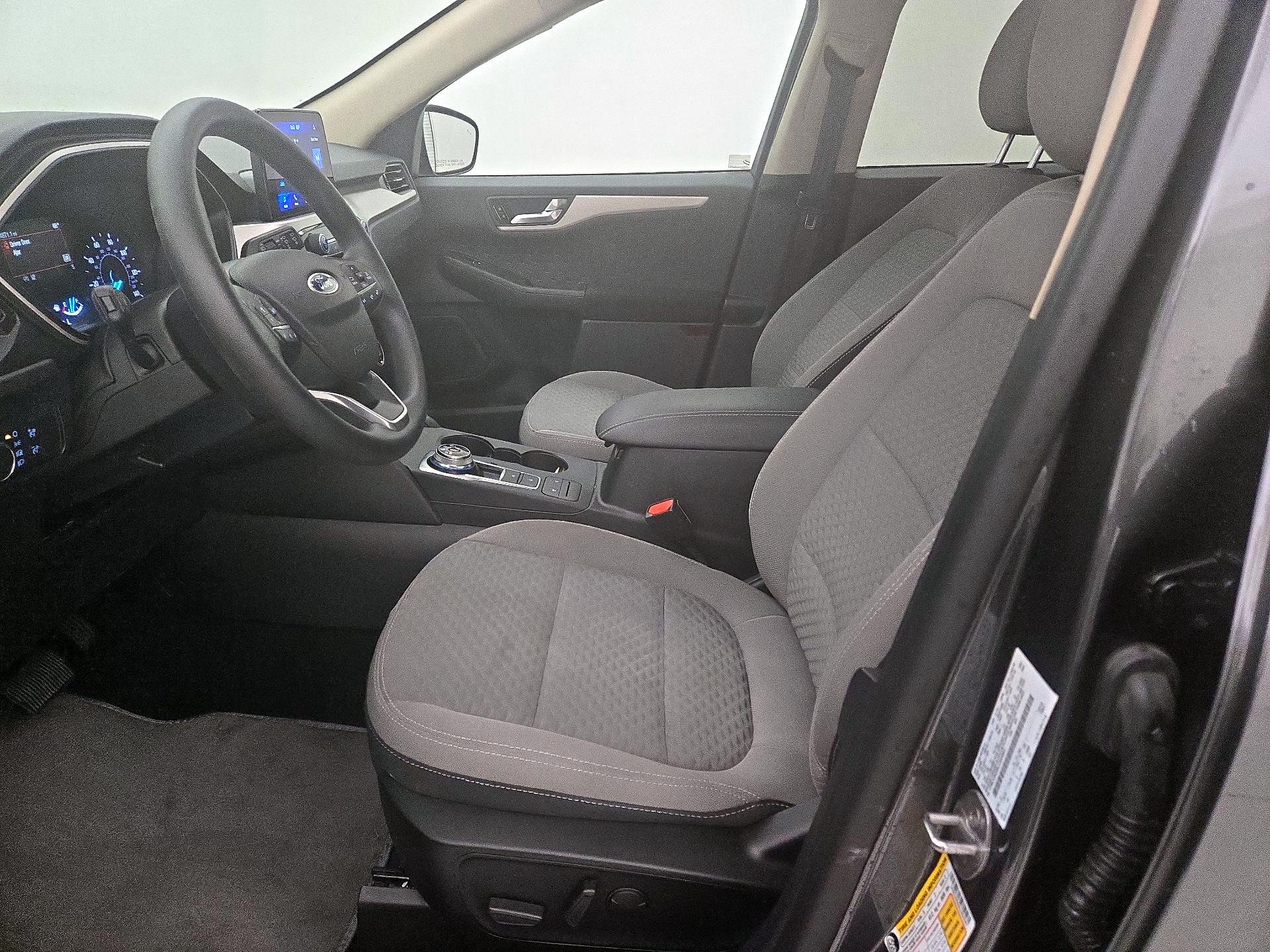 Thumbnail: 2020 Ford Escape - 11