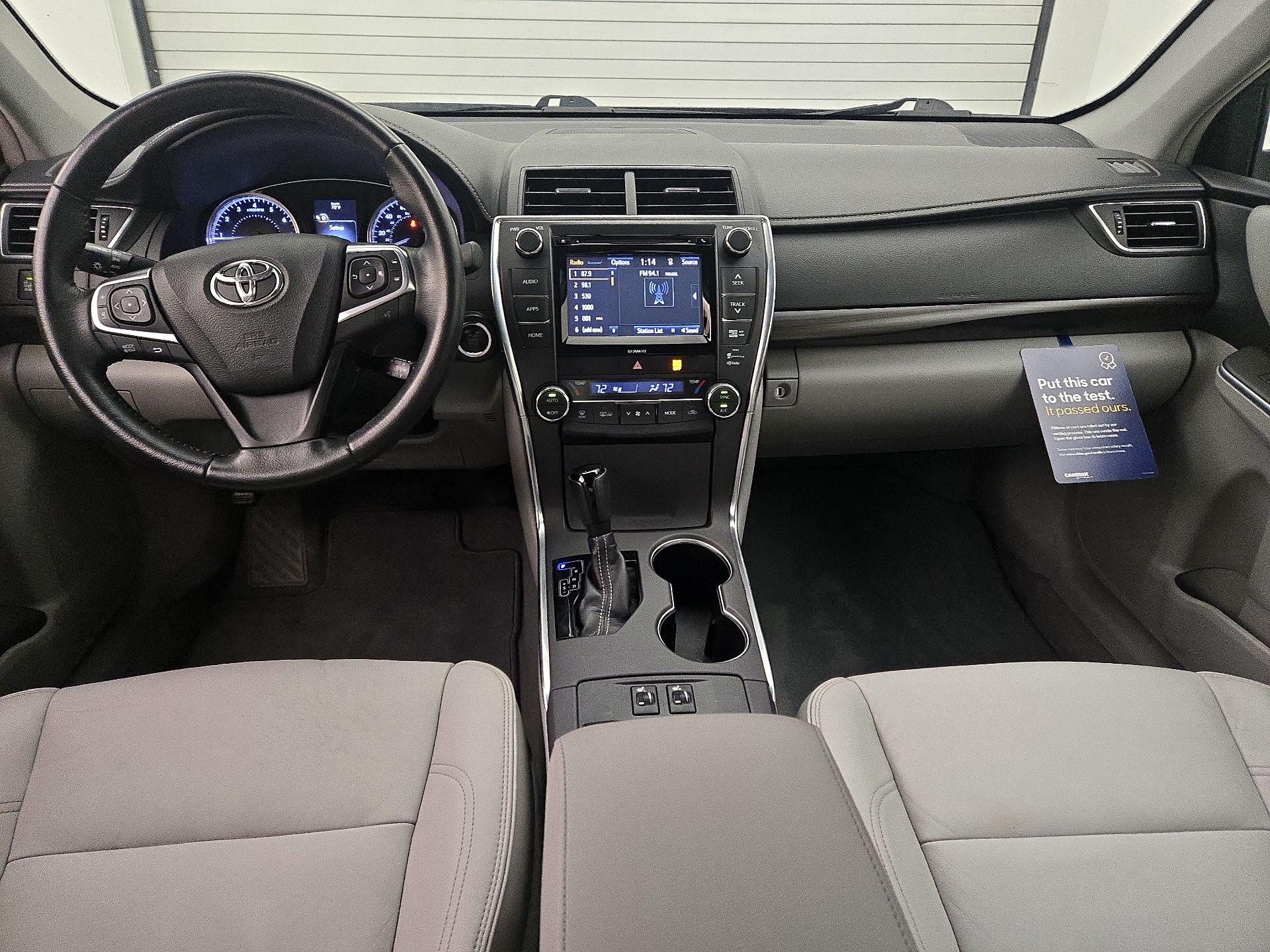 Thumbnail: 2016 Toyota Camry - 9