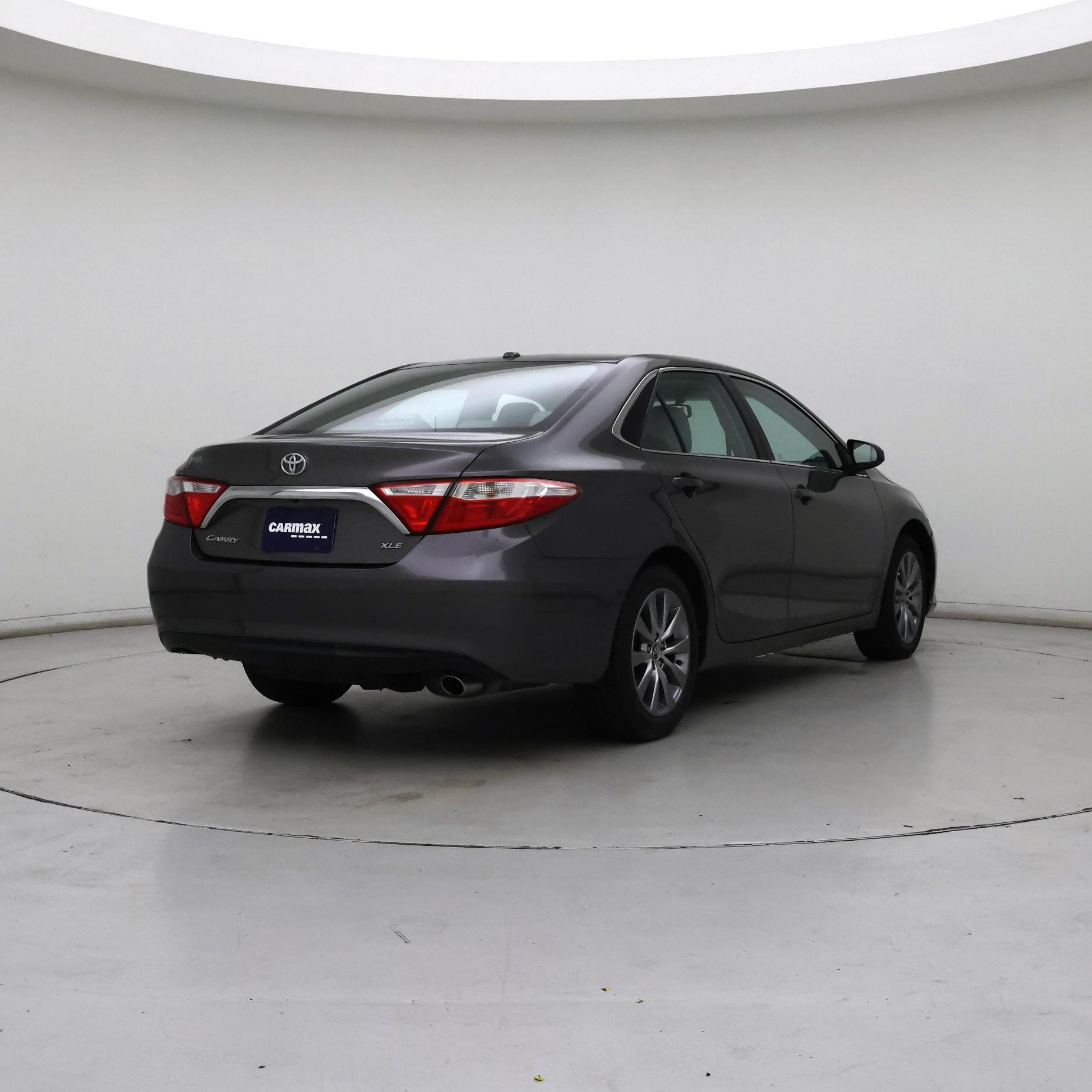 Thumbnail: 2016 Toyota Camry - 8