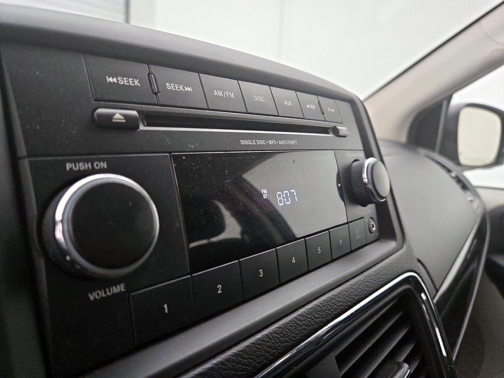 Thumbnail: 2015 Dodge Grand Caravan - 14