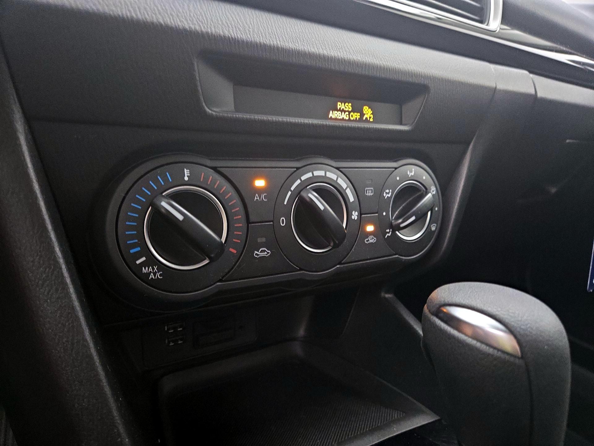 Thumbnail: 2016 Mazda Mazda3 - 17