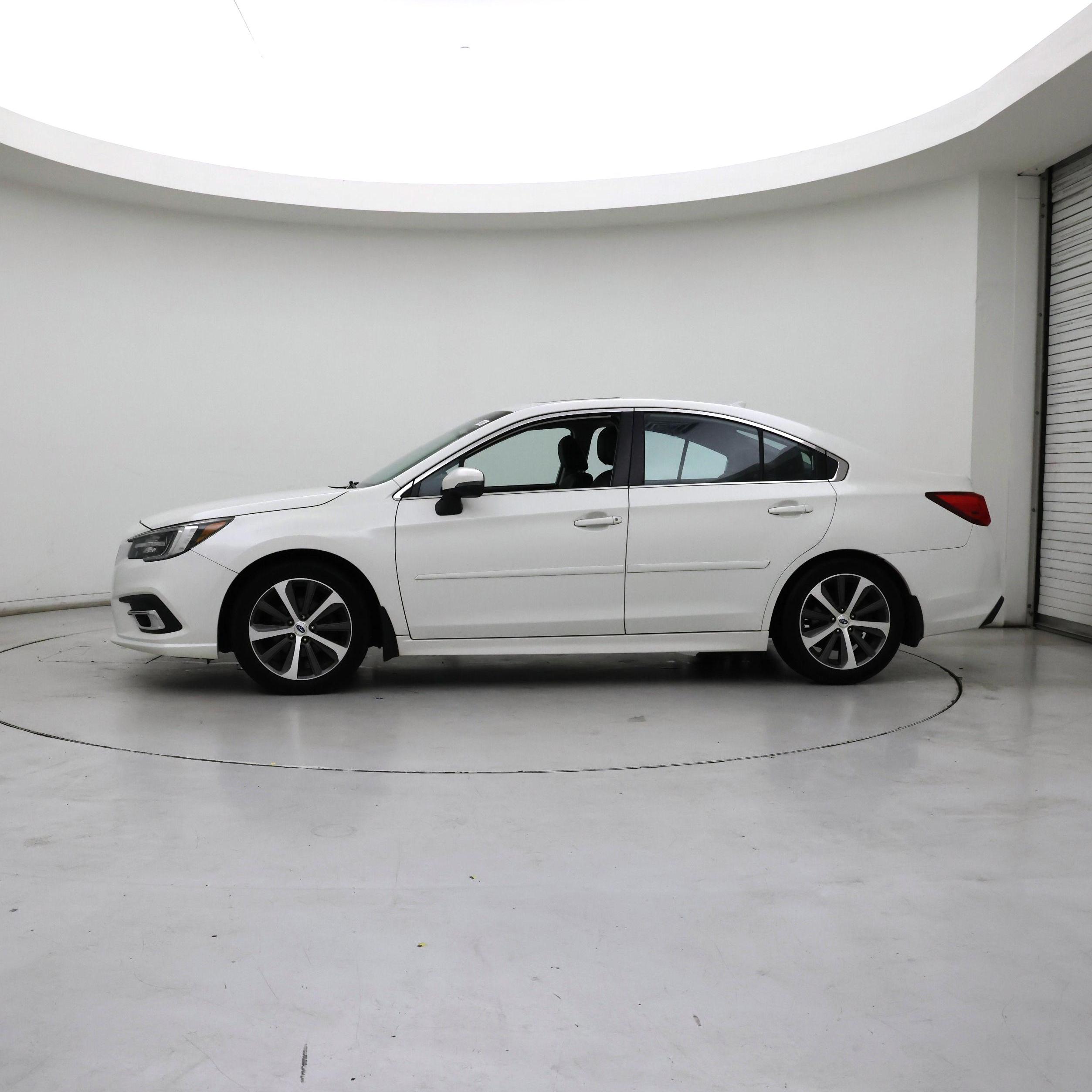 Thumbnail: 2018 Subaru Legacy - 3