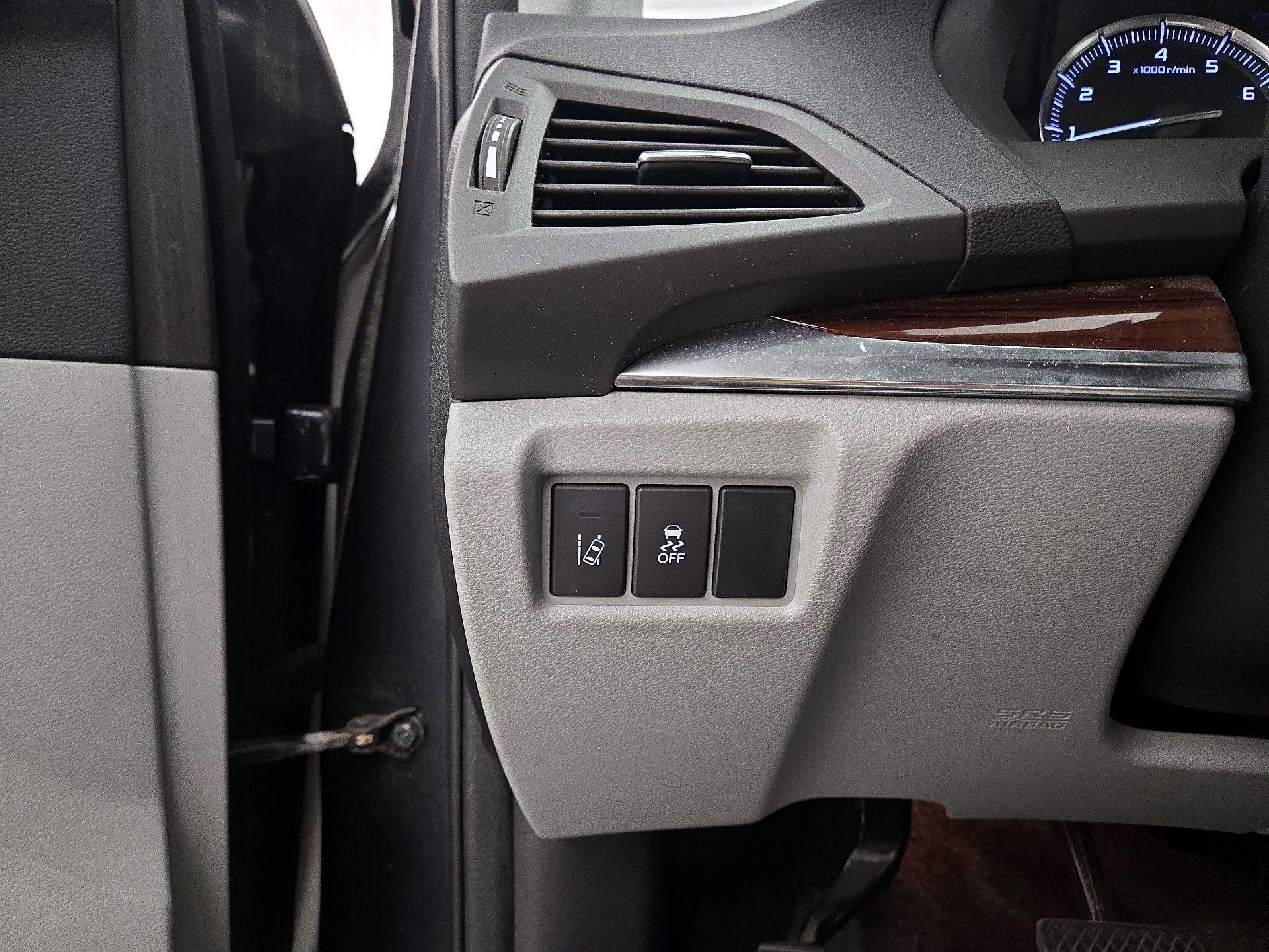 Thumbnail: 2016 Acura MDX - 13