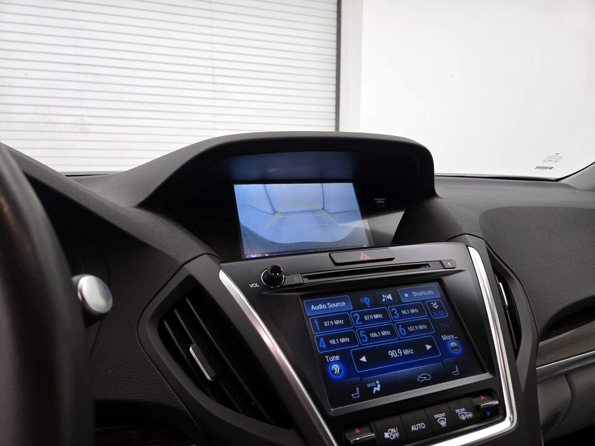 Thumbnail: 2016 Acura MDX - 14