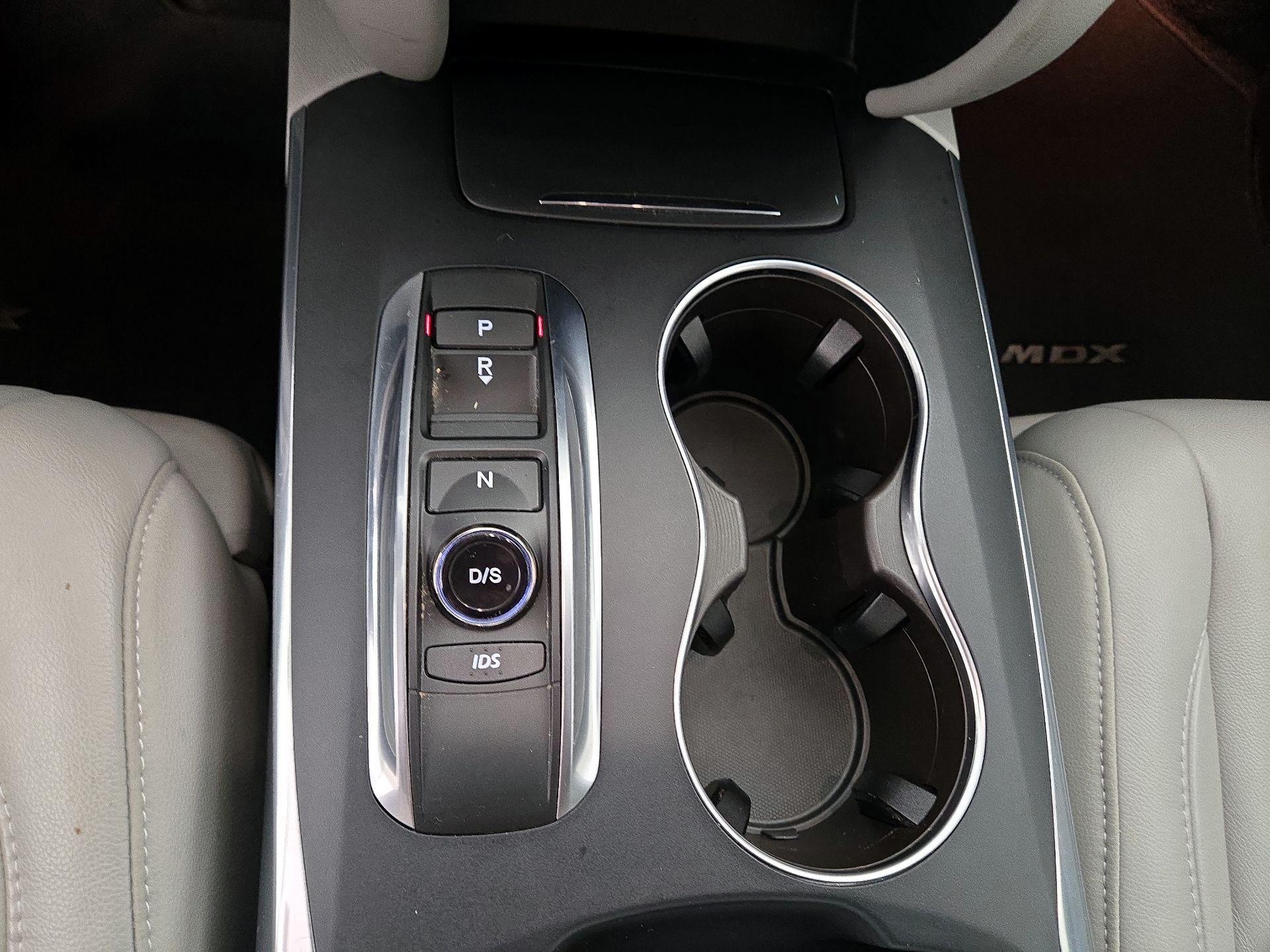 Thumbnail: 2016 Acura MDX - 17