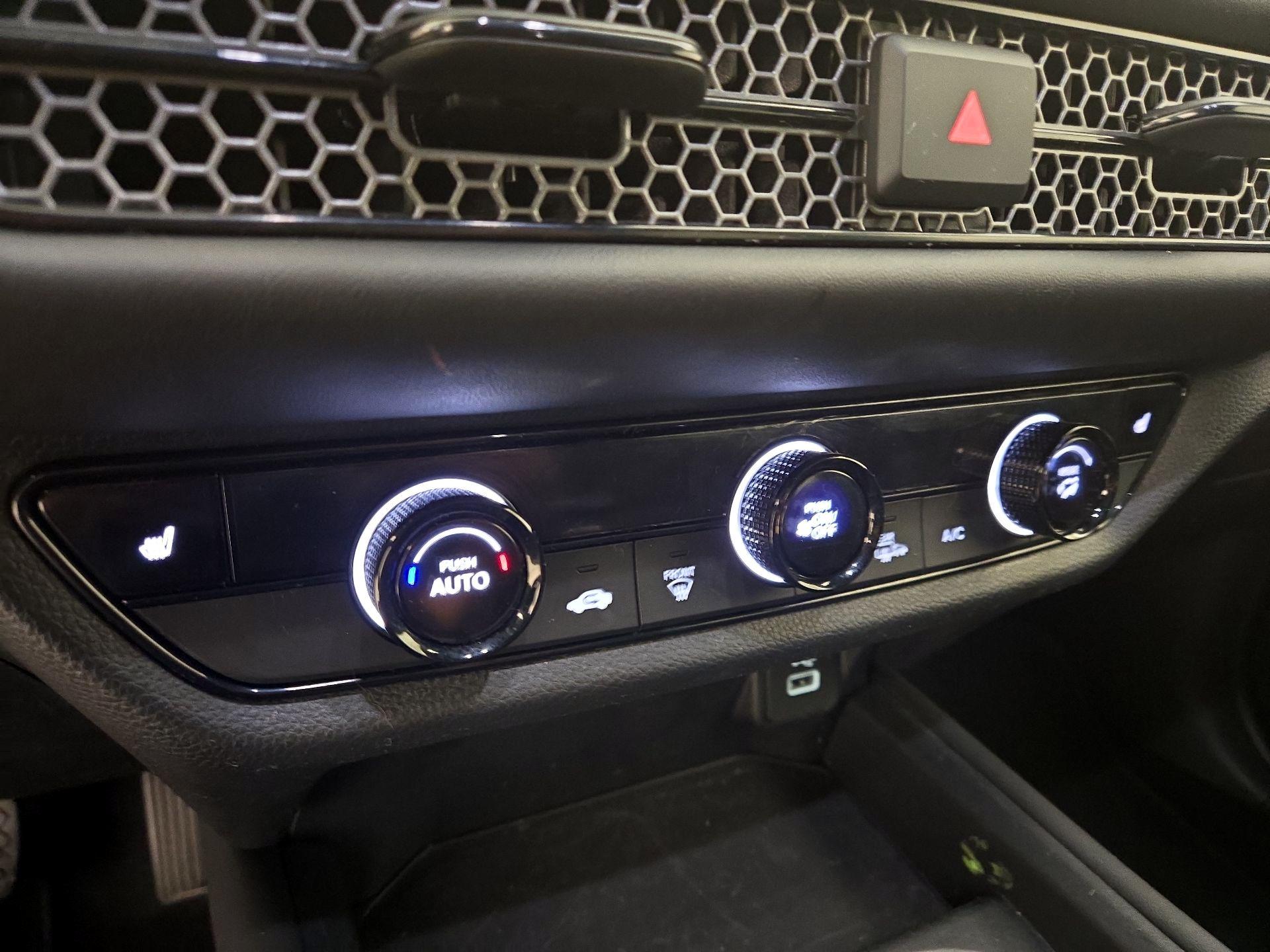 Thumbnail: 2023 Honda HR-V - 15