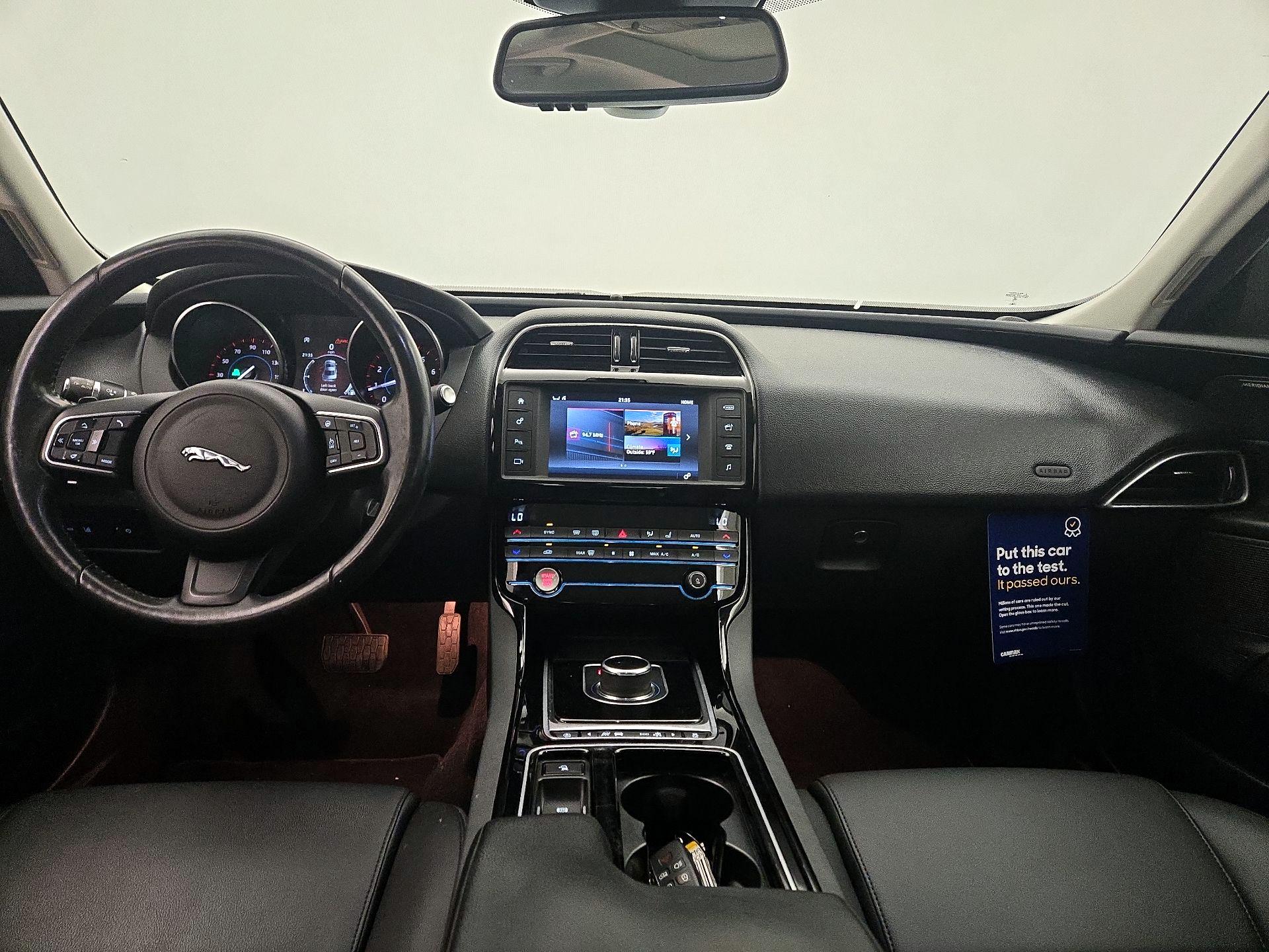 Thumbnail: 2018 Jaguar XE - 9