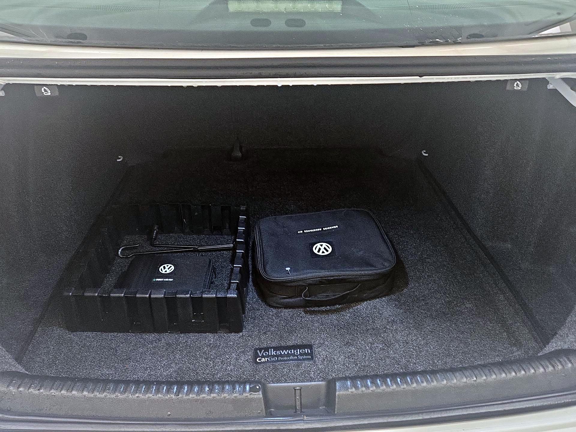 Thumbnail: 2015 Volkswagen Jetta - 19