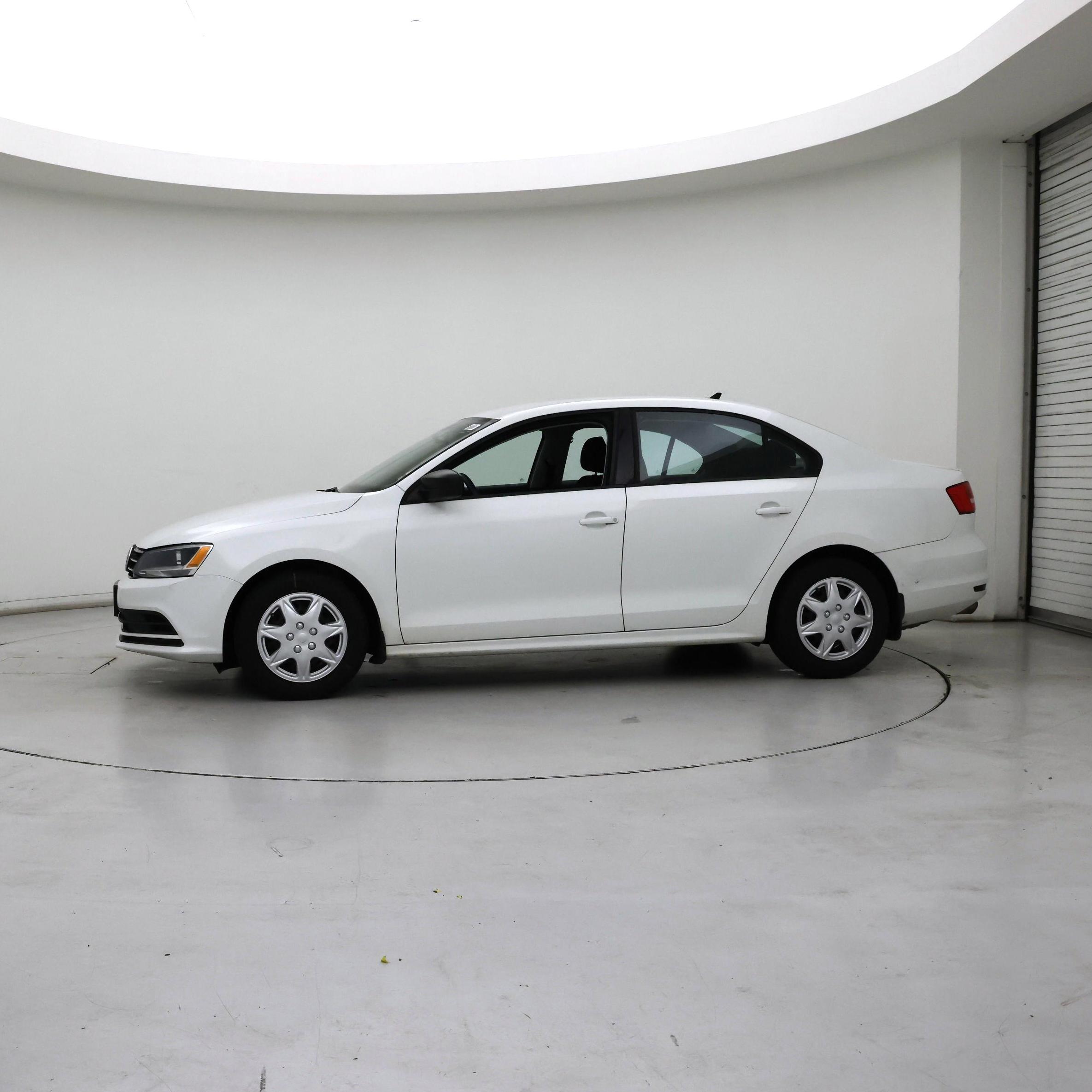 Thumbnail: 2015 Volkswagen Jetta - 3