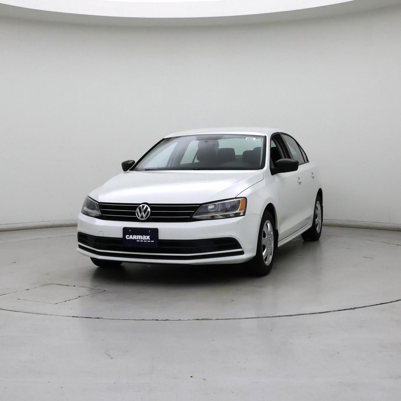 Thumbnail: 2015 Volkswagen Jetta - 4