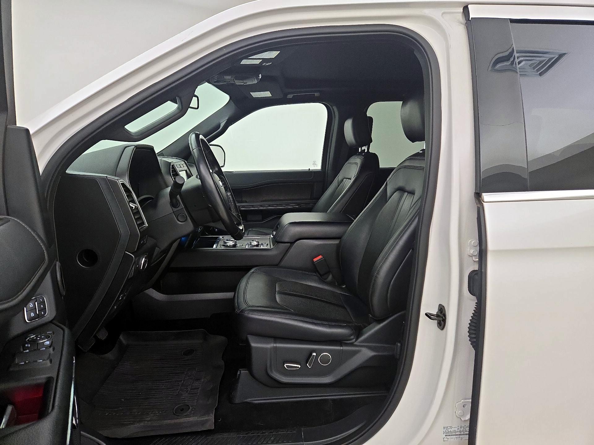 Thumbnail: 2019 Ford Expedition - 11