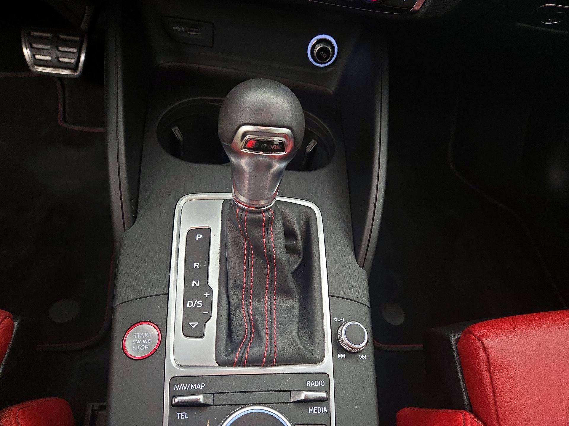 Thumbnail: 2017 Audi S3 - 17