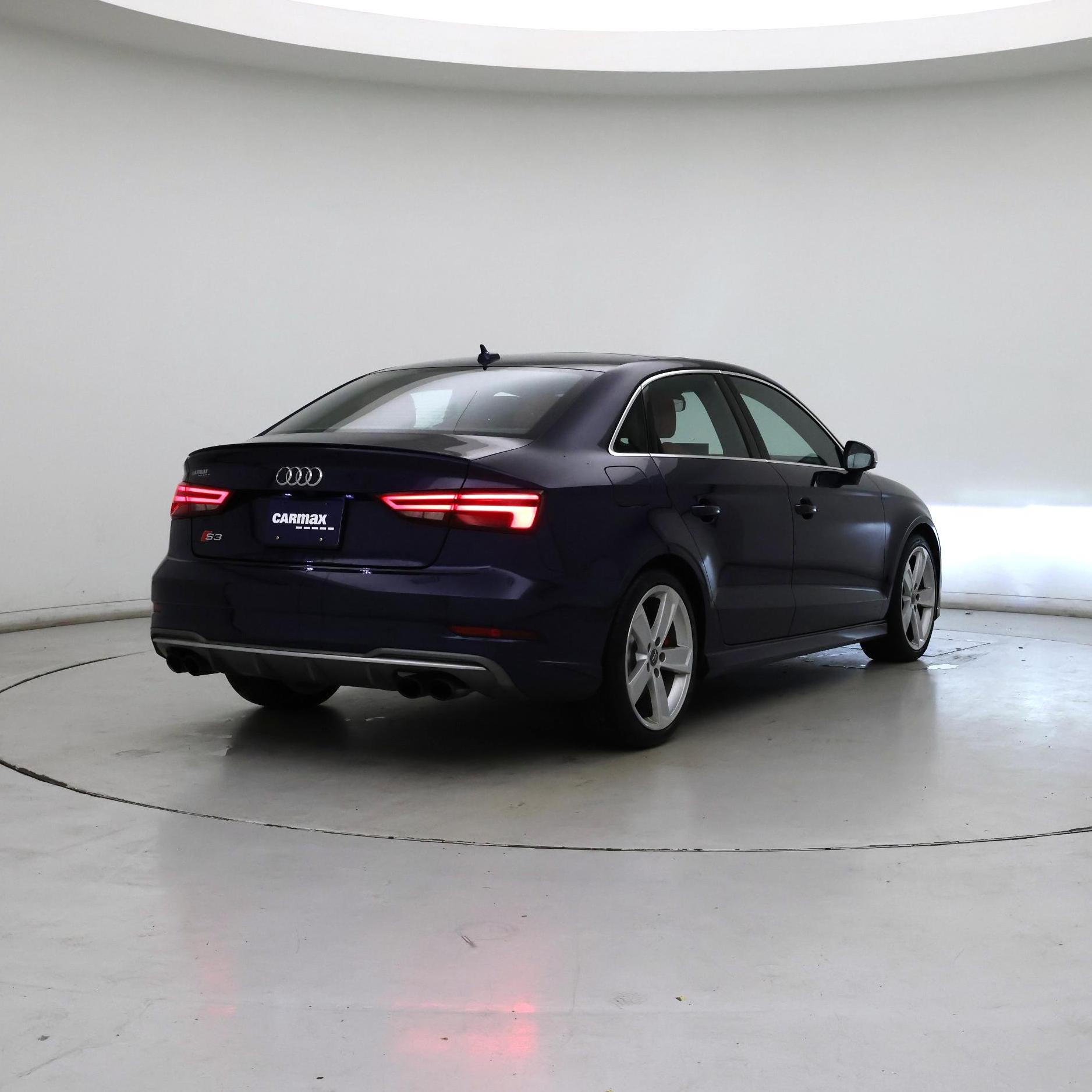 Thumbnail: 2017 Audi S3 - 8