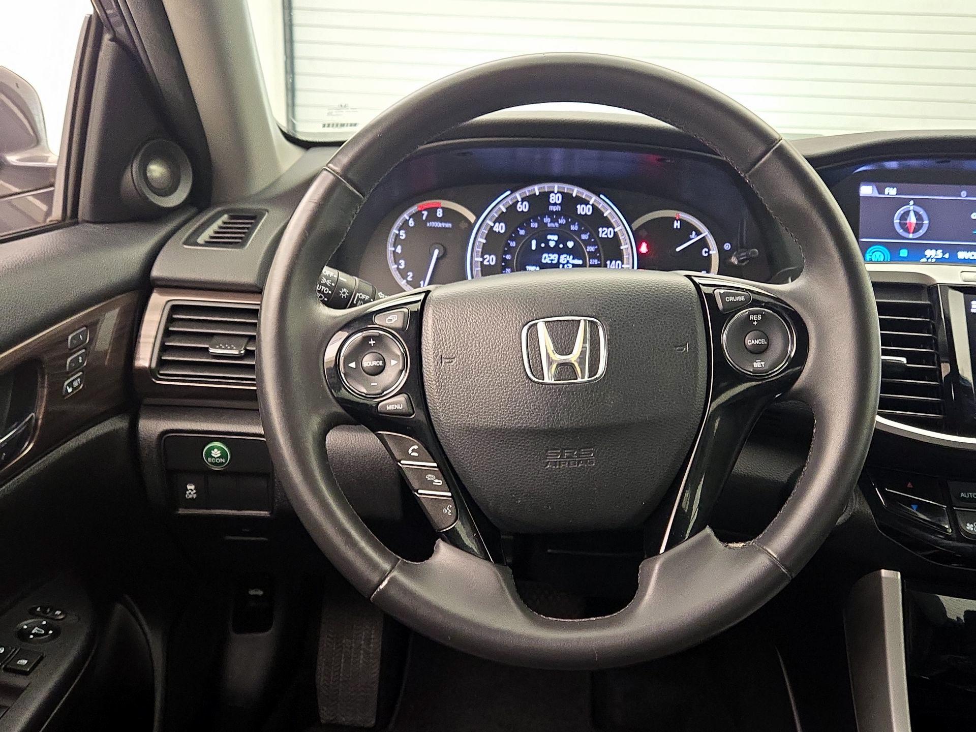 Thumbnail: 2017 Honda Accord - 10