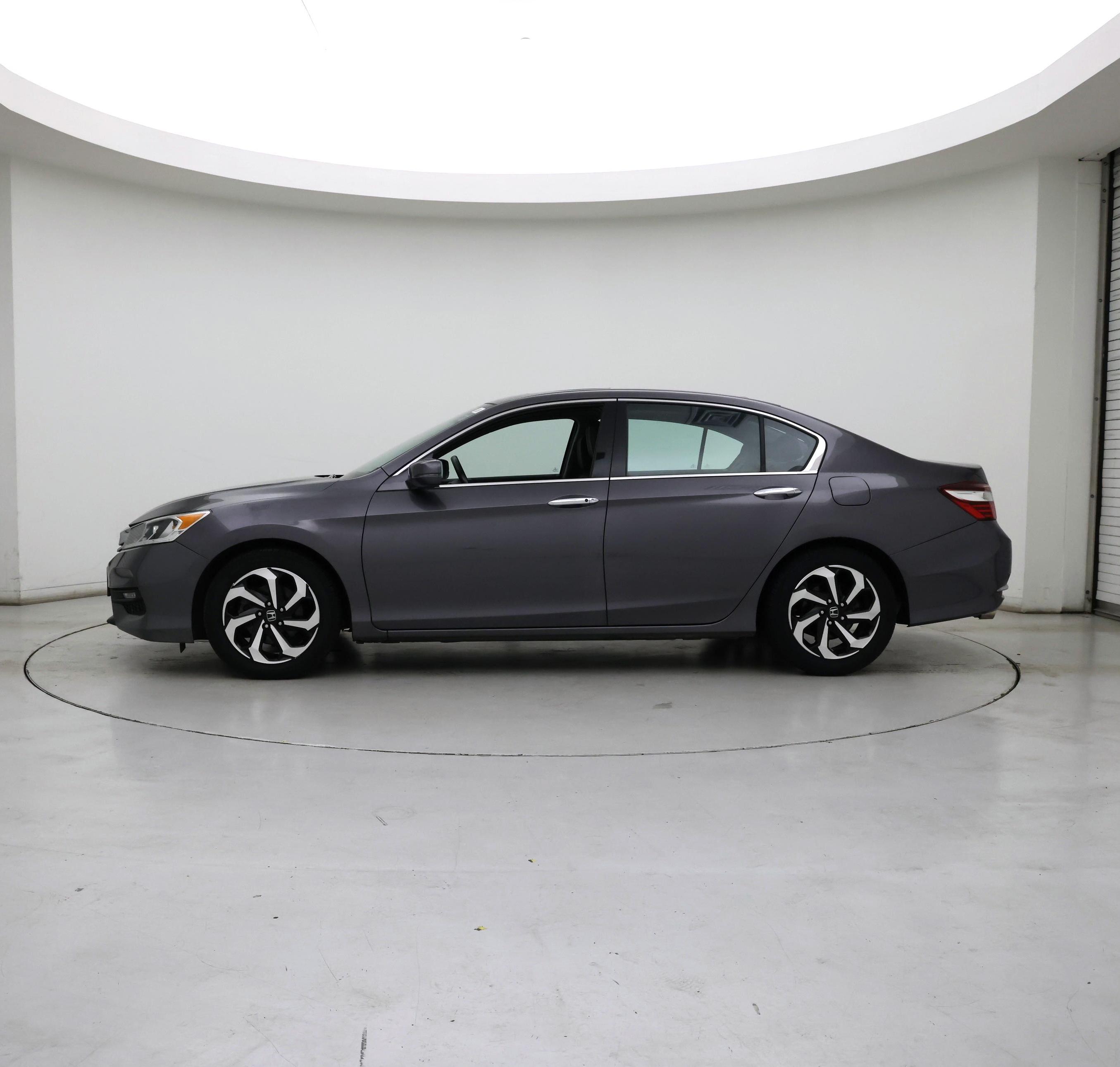 Thumbnail: 2017 Honda Accord - 3