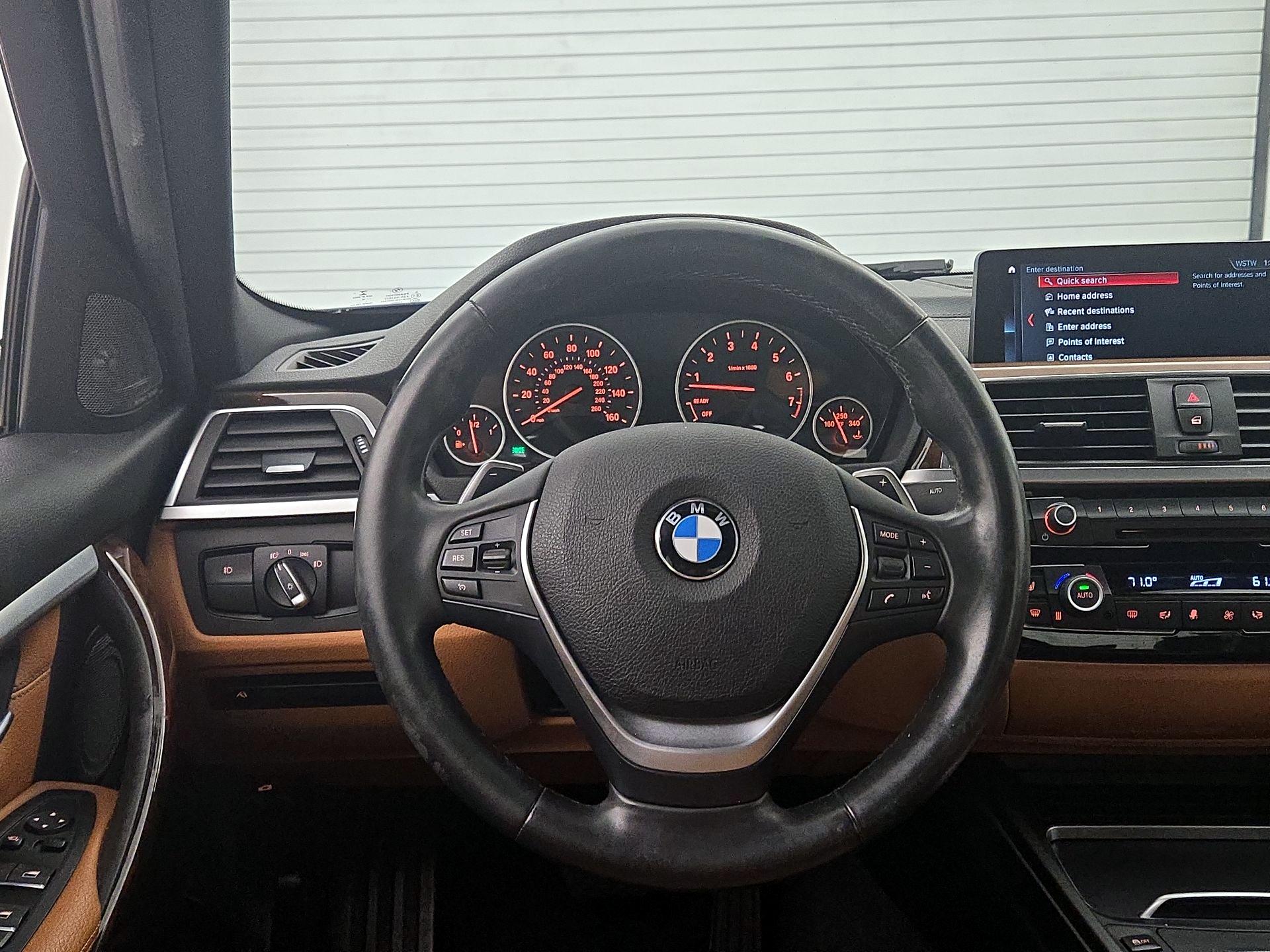 Thumbnail: 2018 BMW 3 Series - 10
