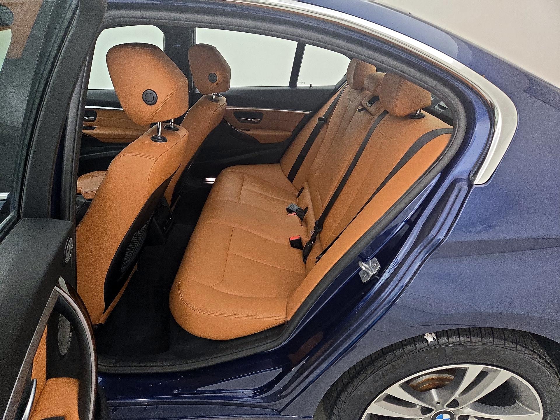 Thumbnail: 2018 BMW 3 Series - 19