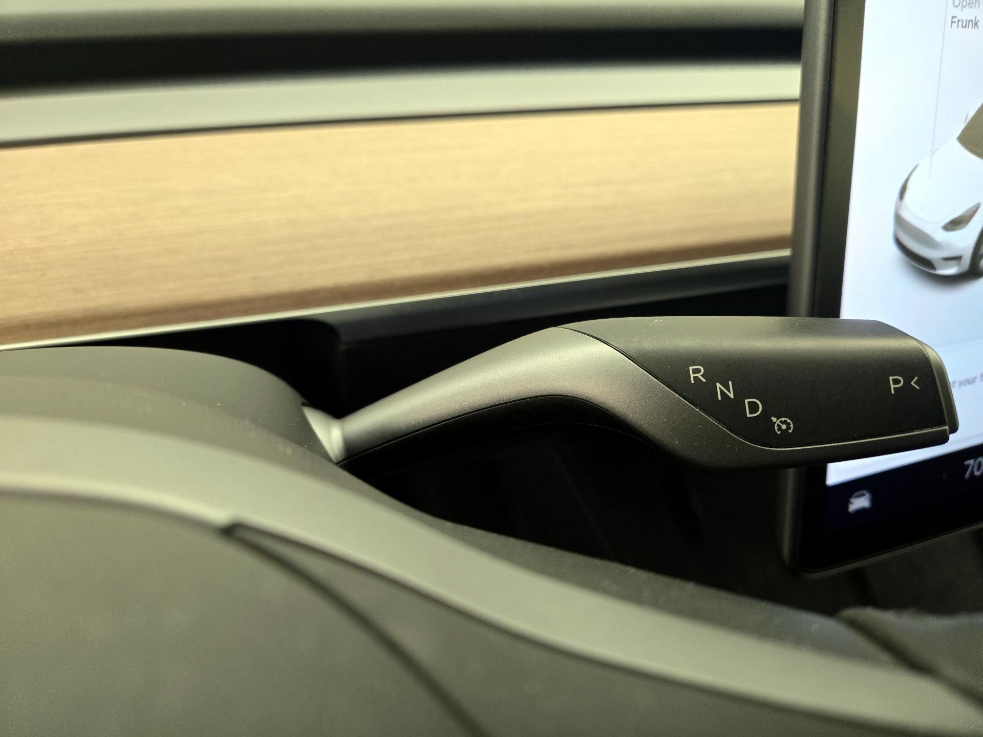 Thumbnail: 2022 Tesla Model Y - 17