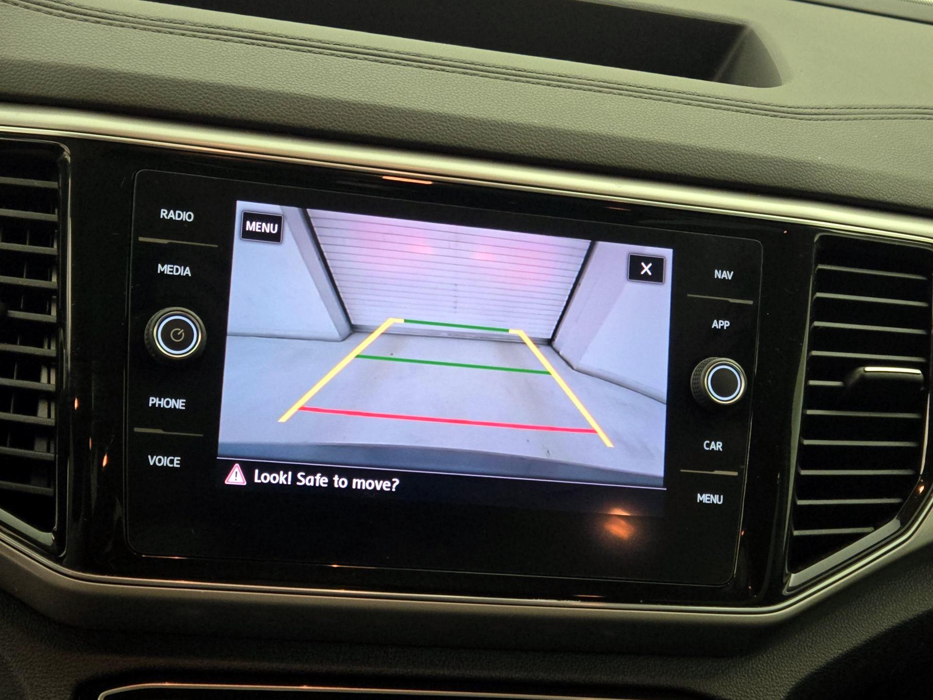 Thumbnail: 2019 Volkswagen Atlas - 14