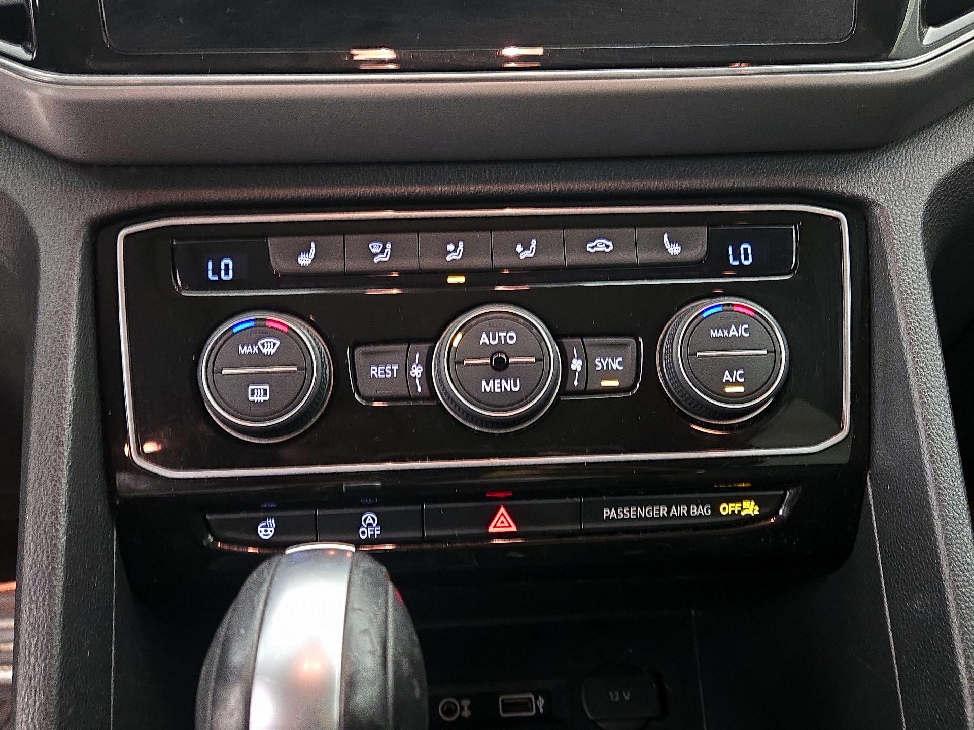 Thumbnail: 2019 Volkswagen Atlas - 16