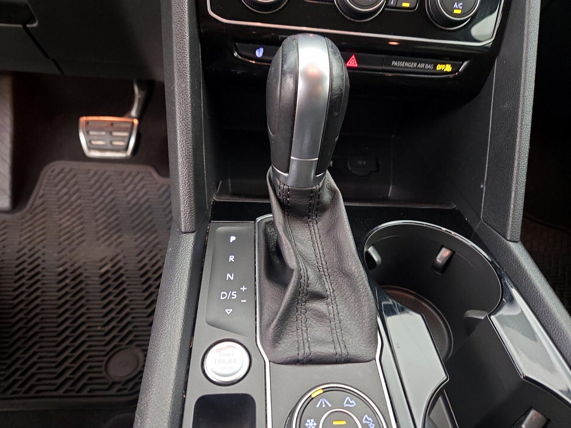 Thumbnail: 2019 Volkswagen Atlas - 17