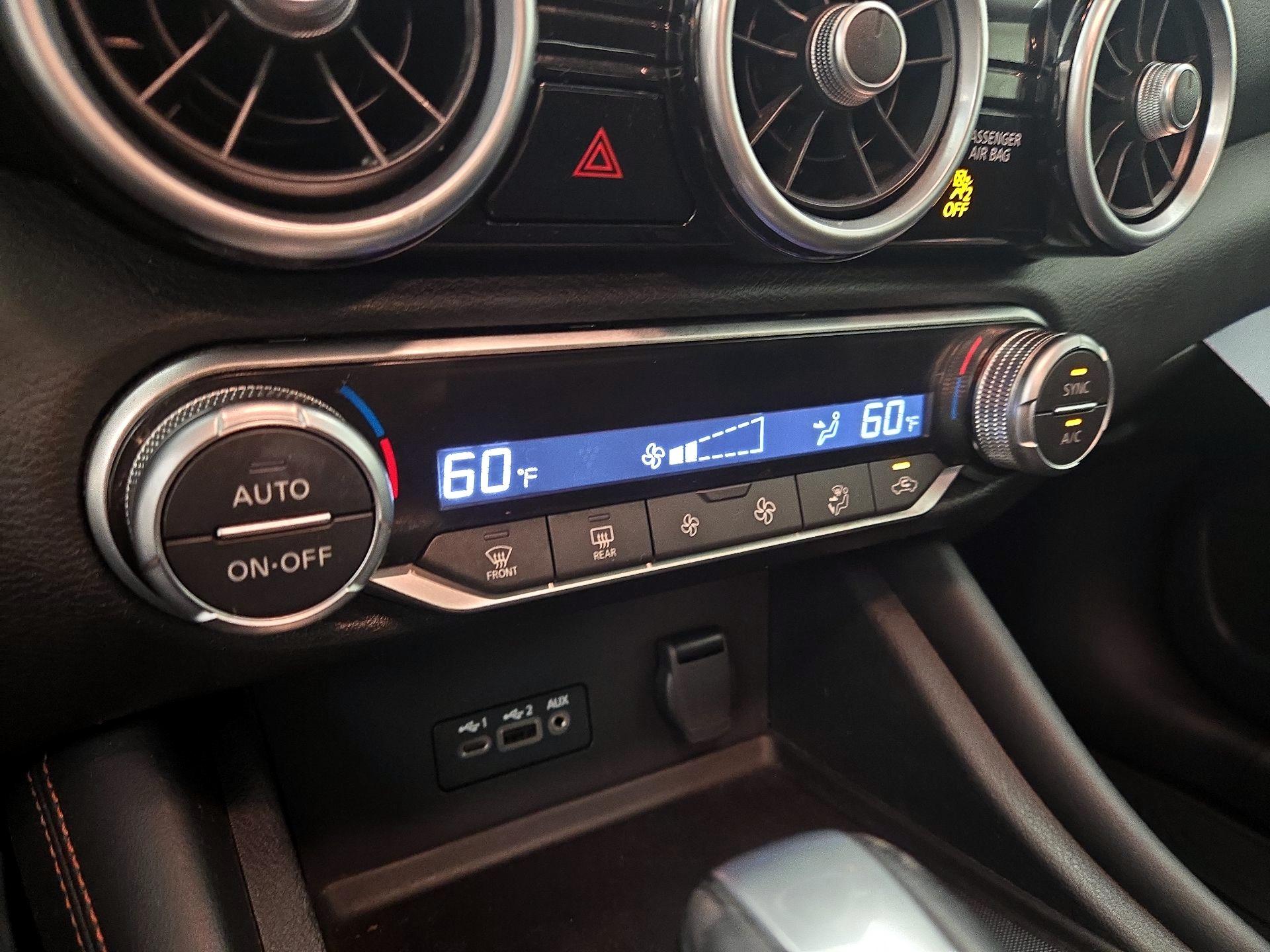 Thumbnail: 2021 Nissan Sentra - 16
