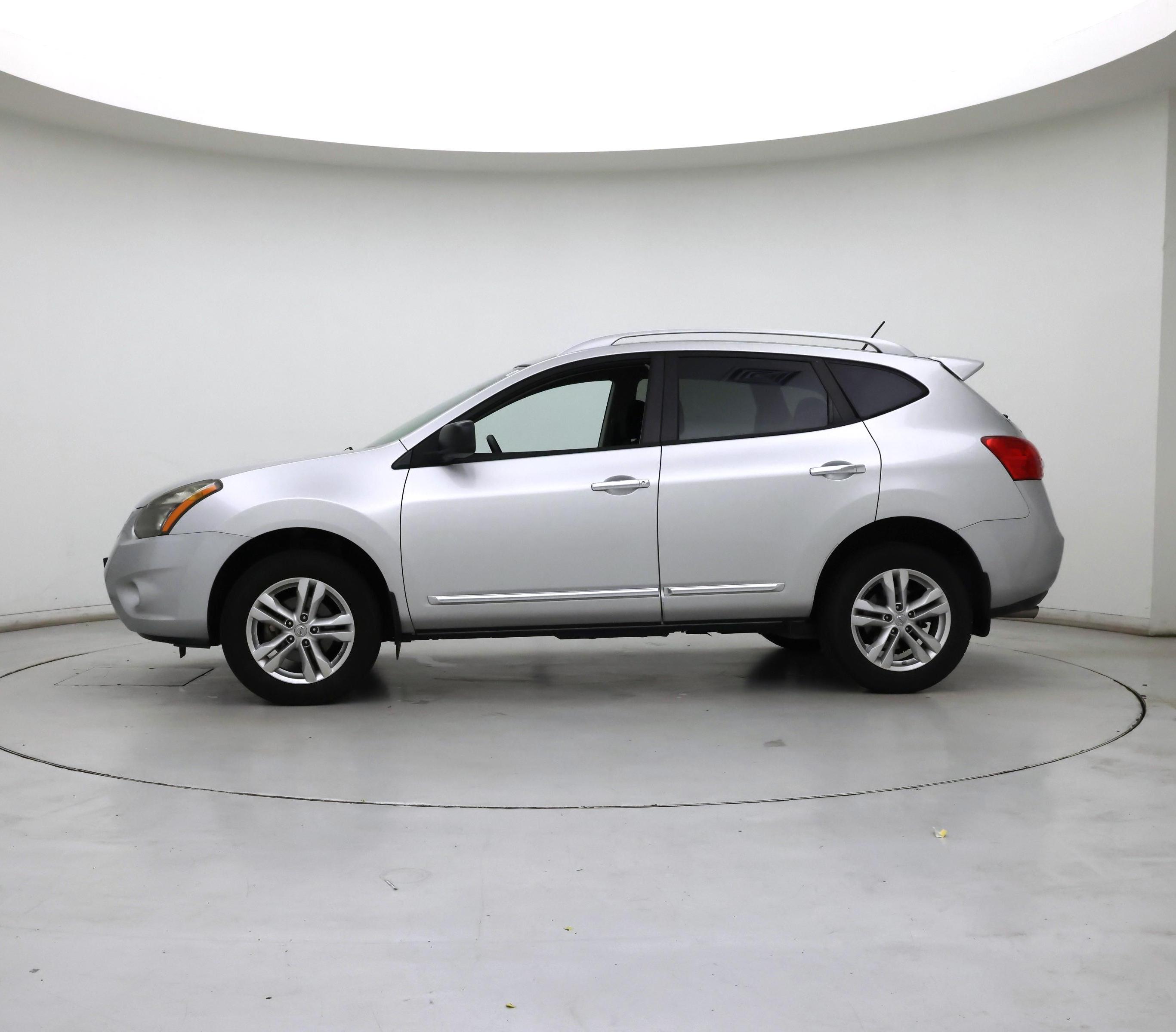 Thumbnail: 2015 Nissan Rogue - 3