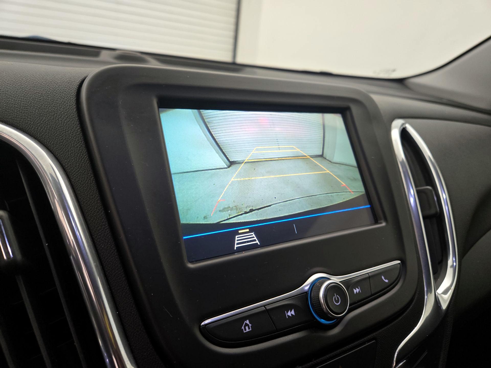Thumbnail: 2019 Chevrolet Equinox - 14