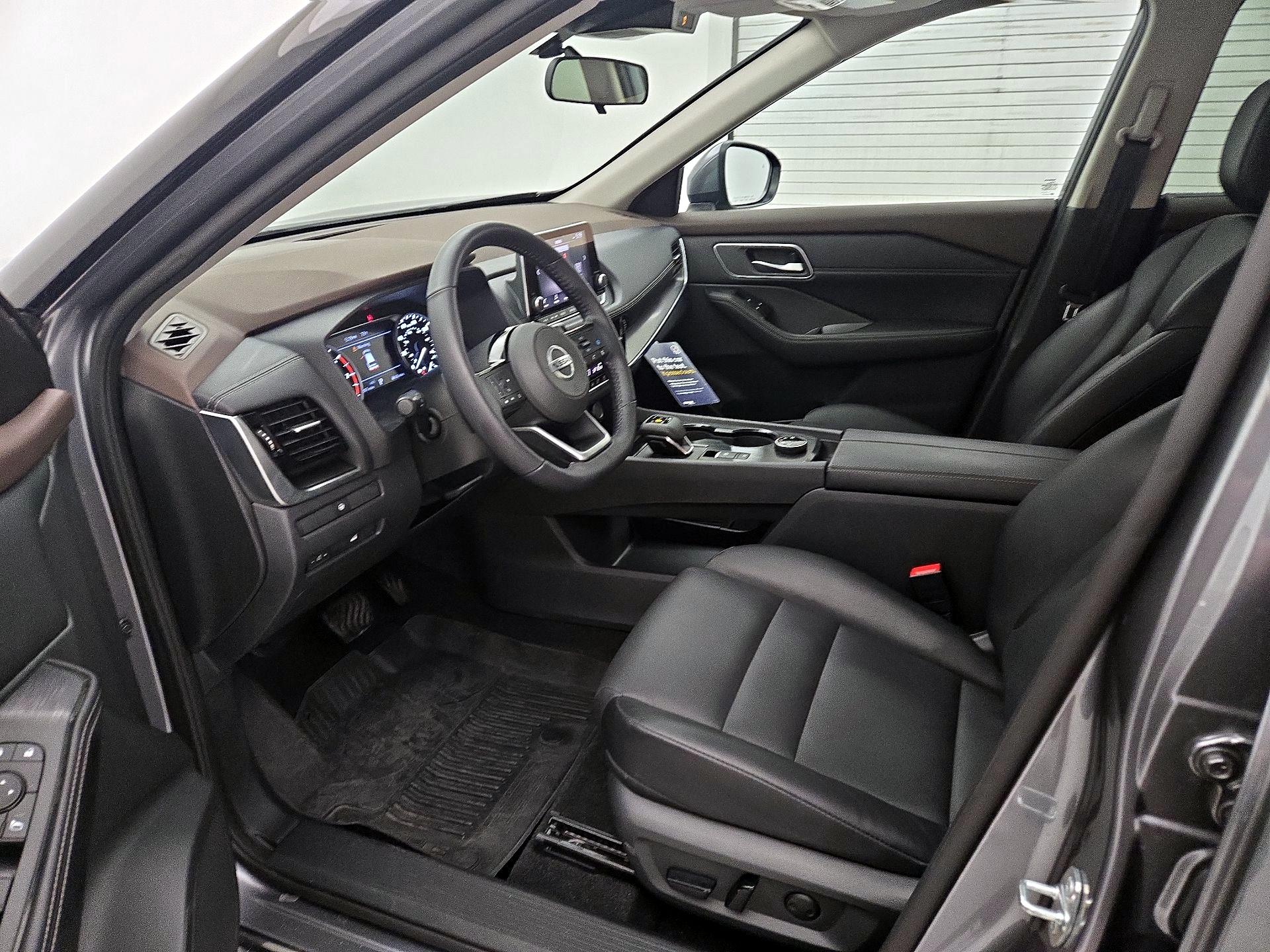 Thumbnail: 2021 Nissan Rogue - 11