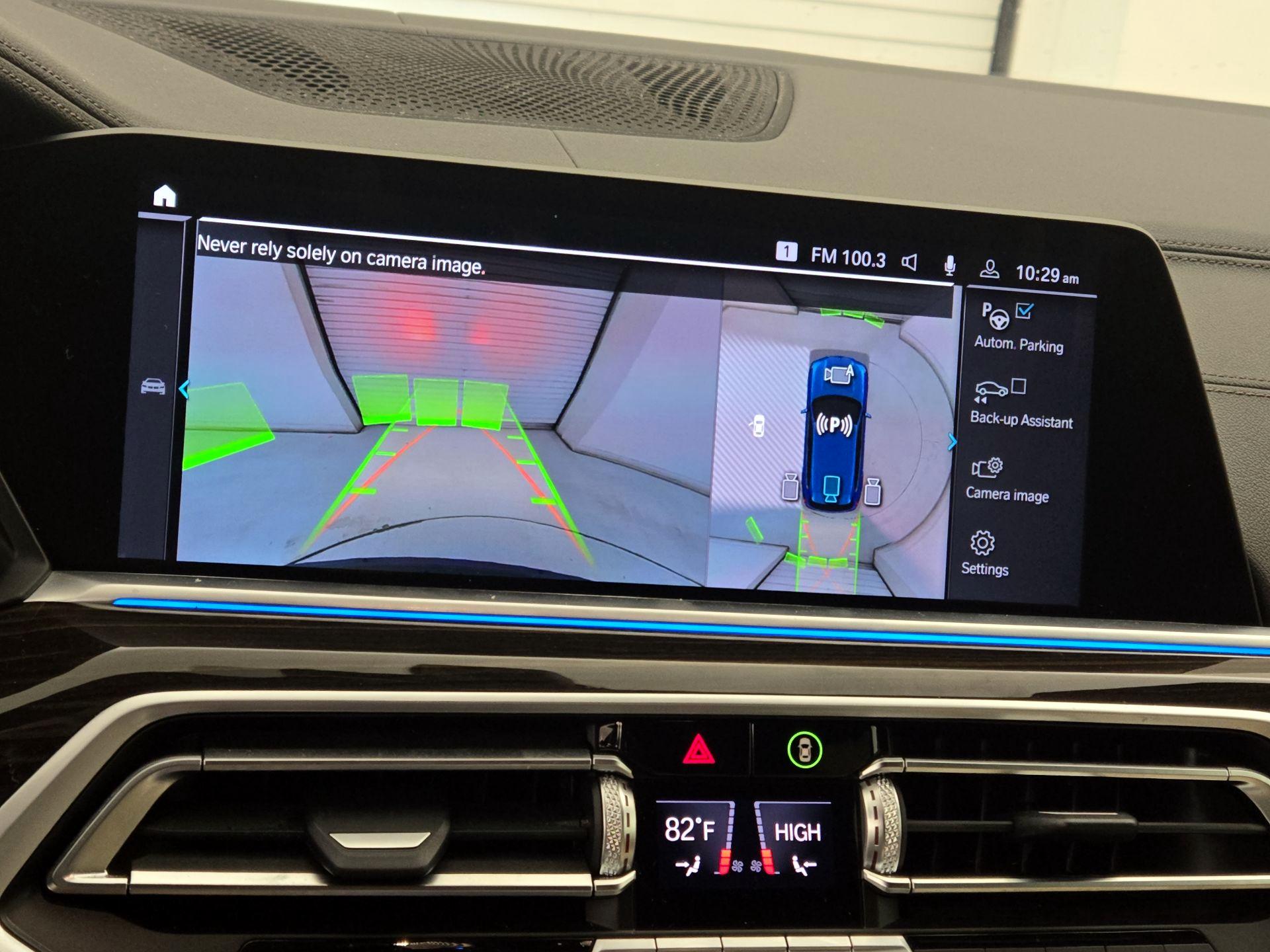 Thumbnail: 2021 BMW X5 - 14