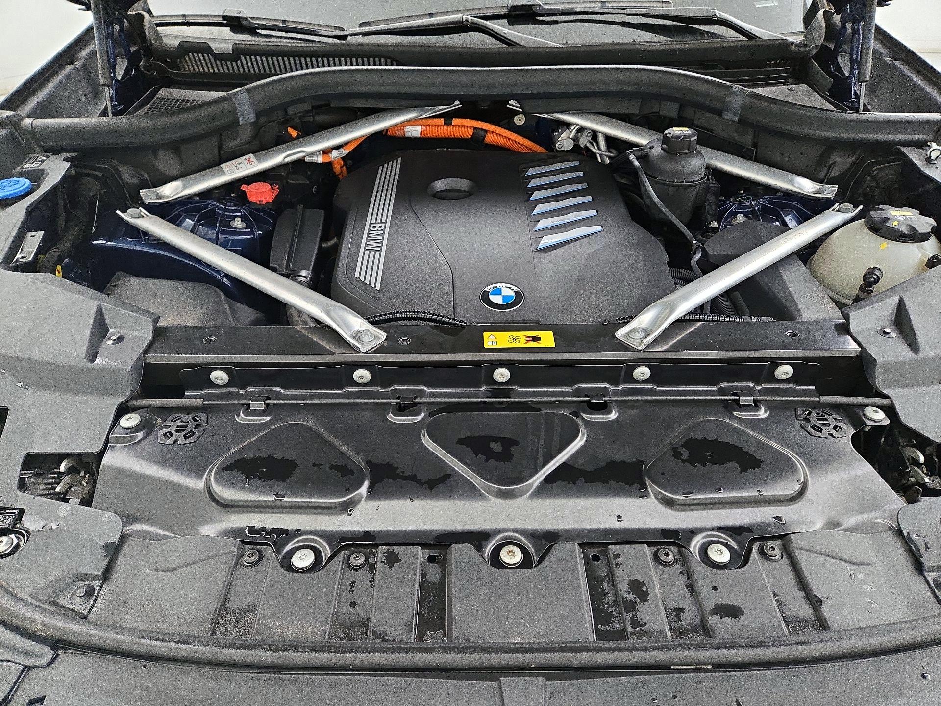 Thumbnail: 2021 BMW X5 - 20