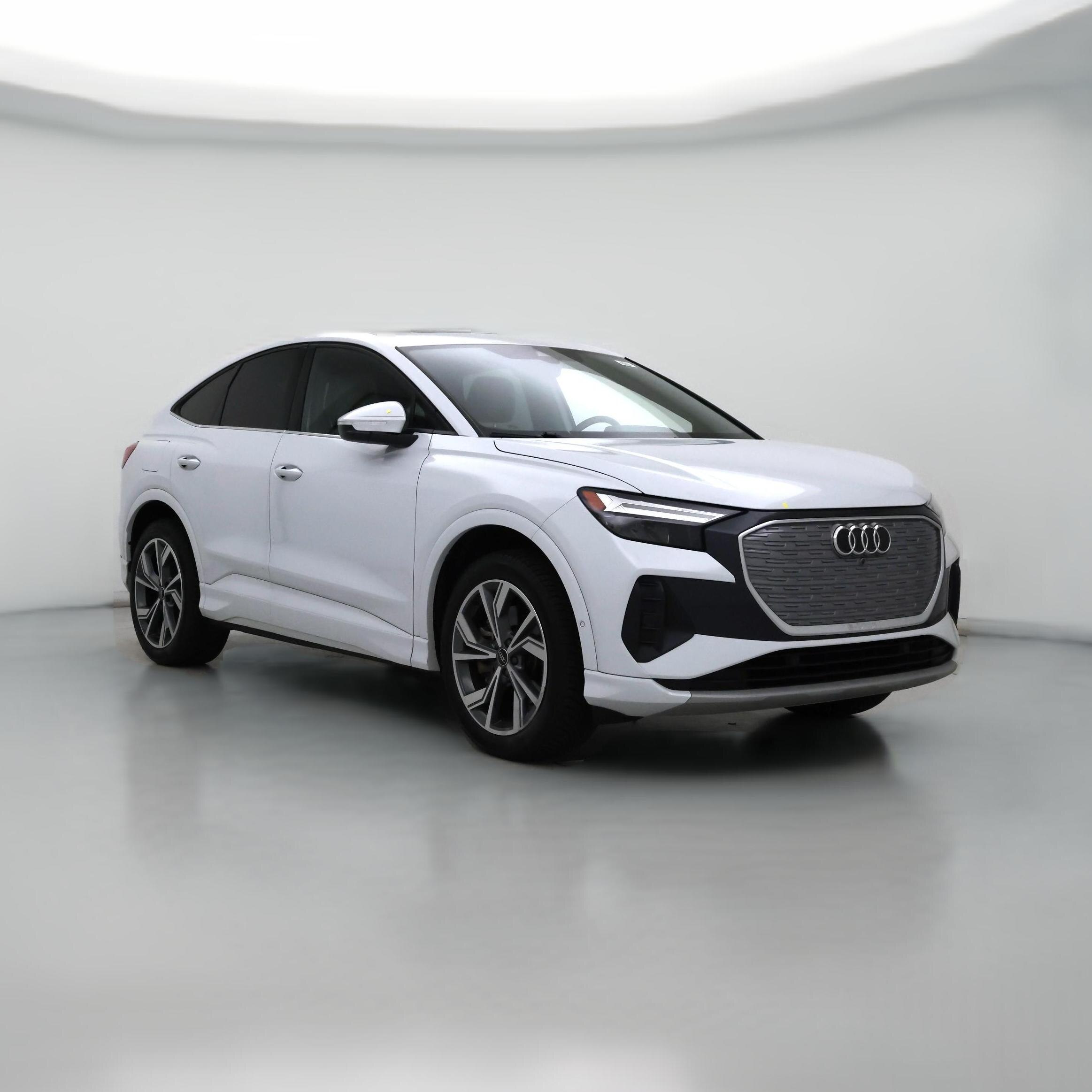 Thumbnail: 2022 Audi Q4 e-tron - 1
