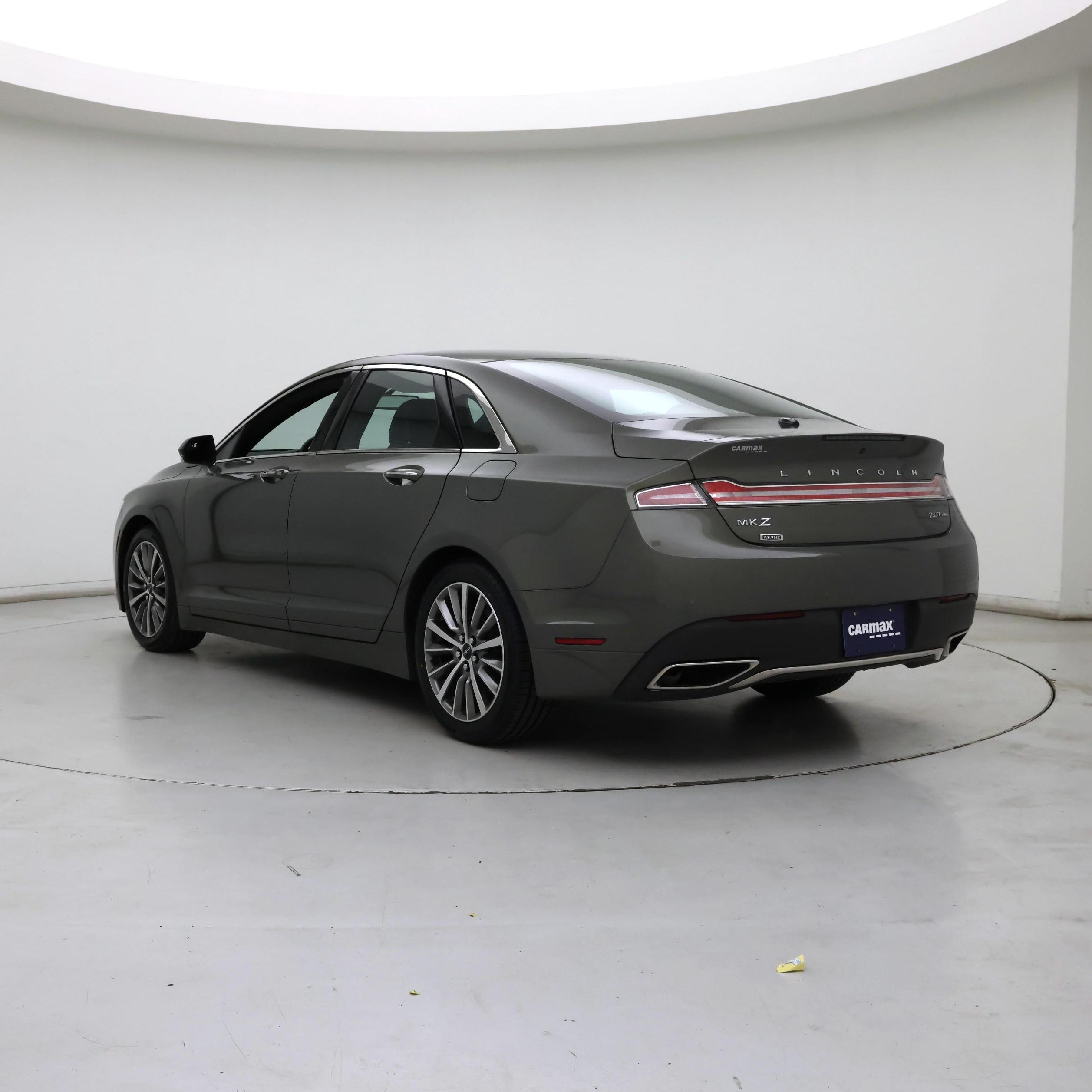 Thumbnail: 2017 Lincoln MKZ - 2