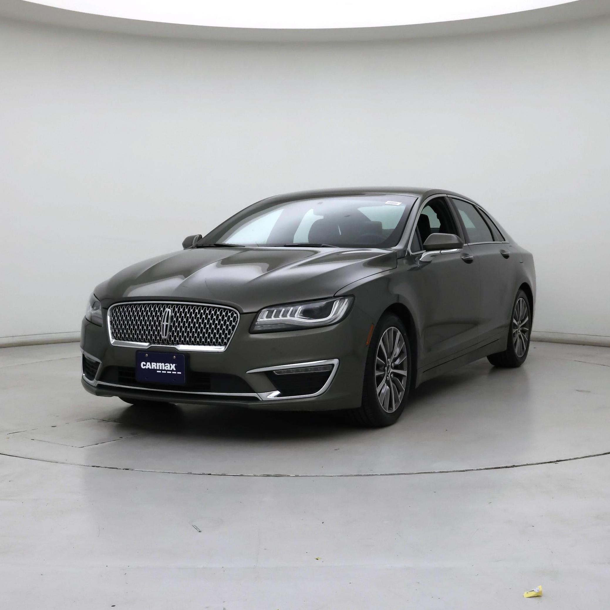 Thumbnail: 2017 Lincoln MKZ - 4