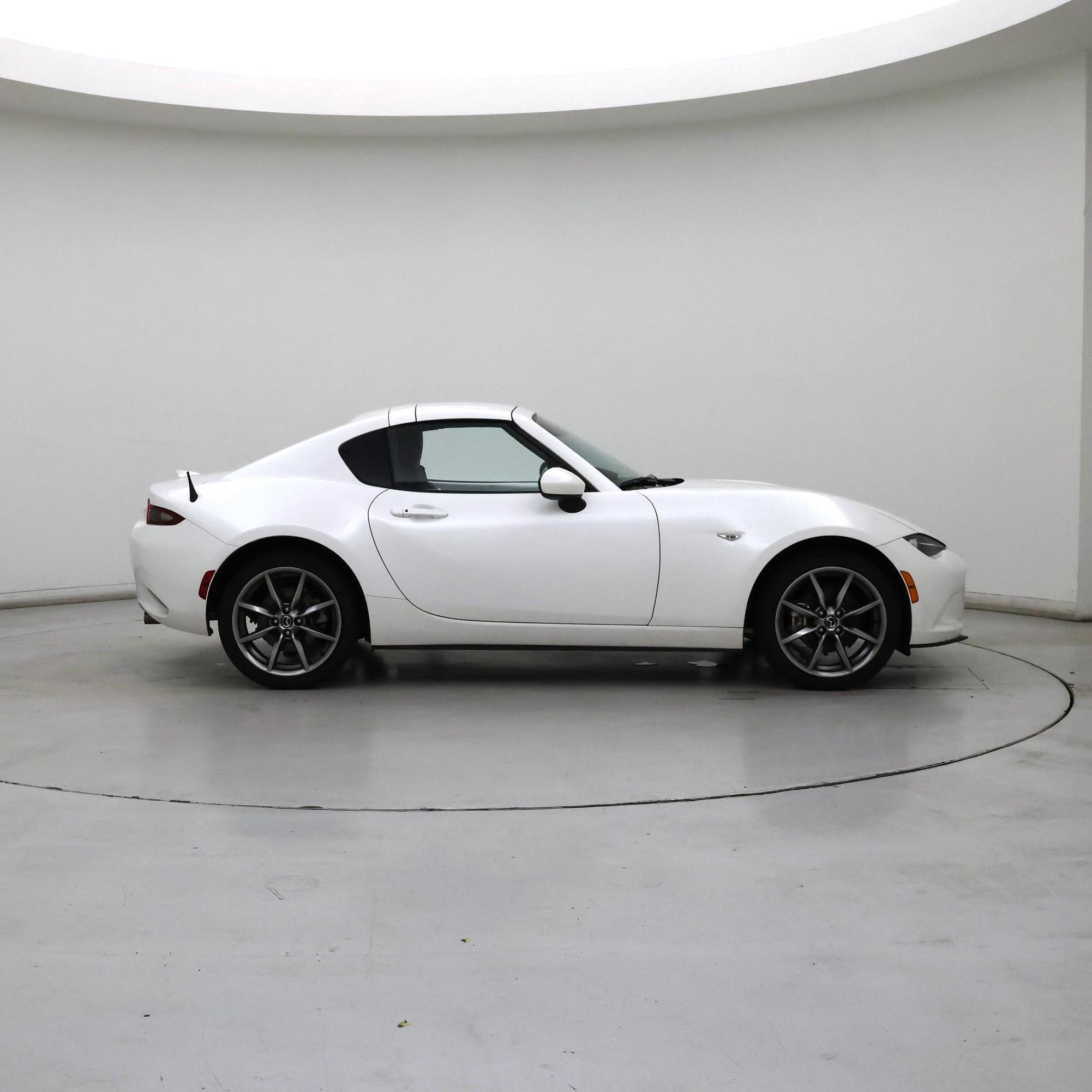 Thumbnail: 2021 Mazda MX-5 Miata - 7