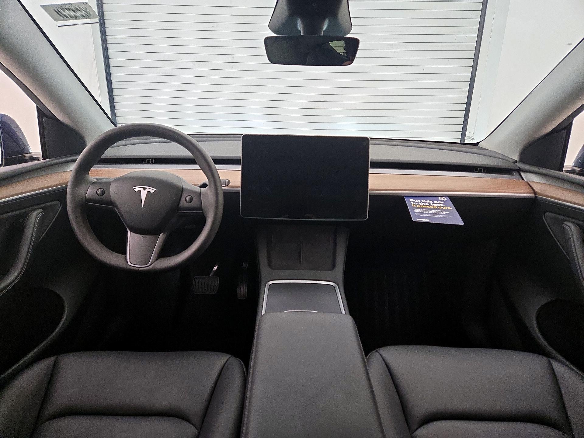 Thumbnail: 2023 Tesla Model Y - 9