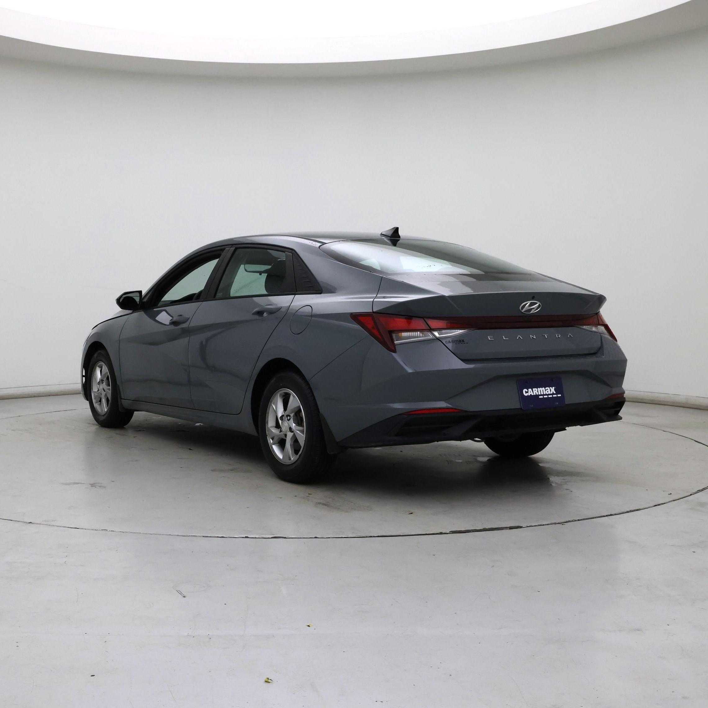 Thumbnail: 2022 Hyundai Elantra - 2
