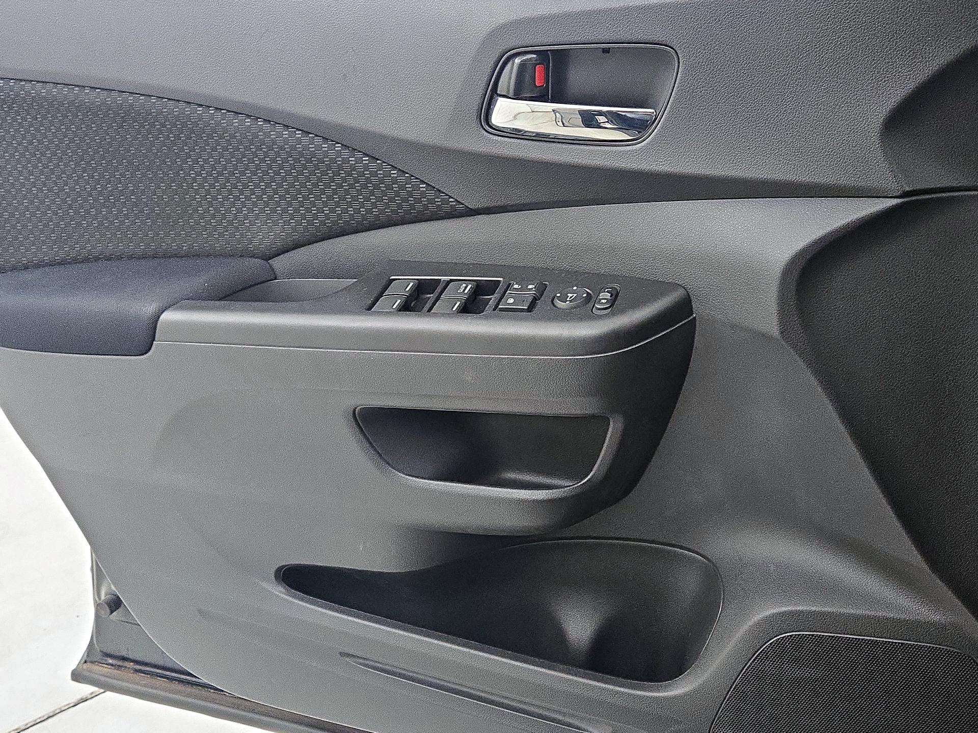 Thumbnail: 2016 Honda CR-V - 12
