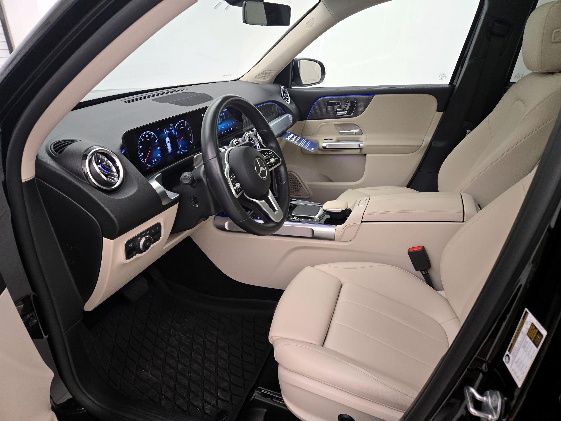 Thumbnail: 2023 Mercedes-Benz GLB - 11