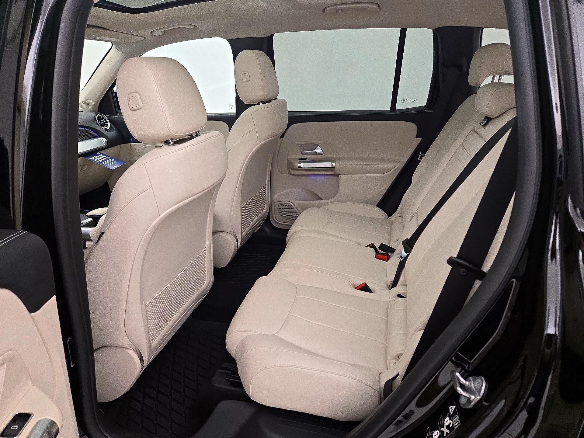 Thumbnail: 2023 Mercedes-Benz GLB - 20