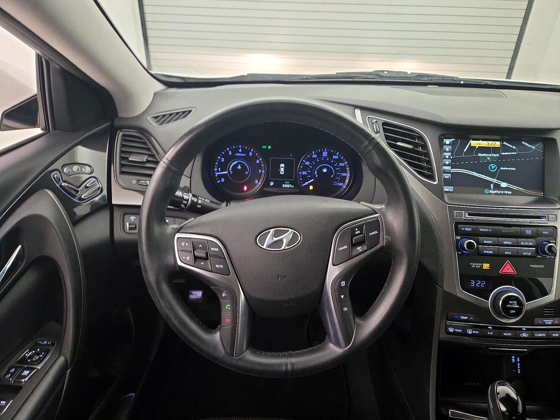 Thumbnail: 2016 Hyundai Azera - 10